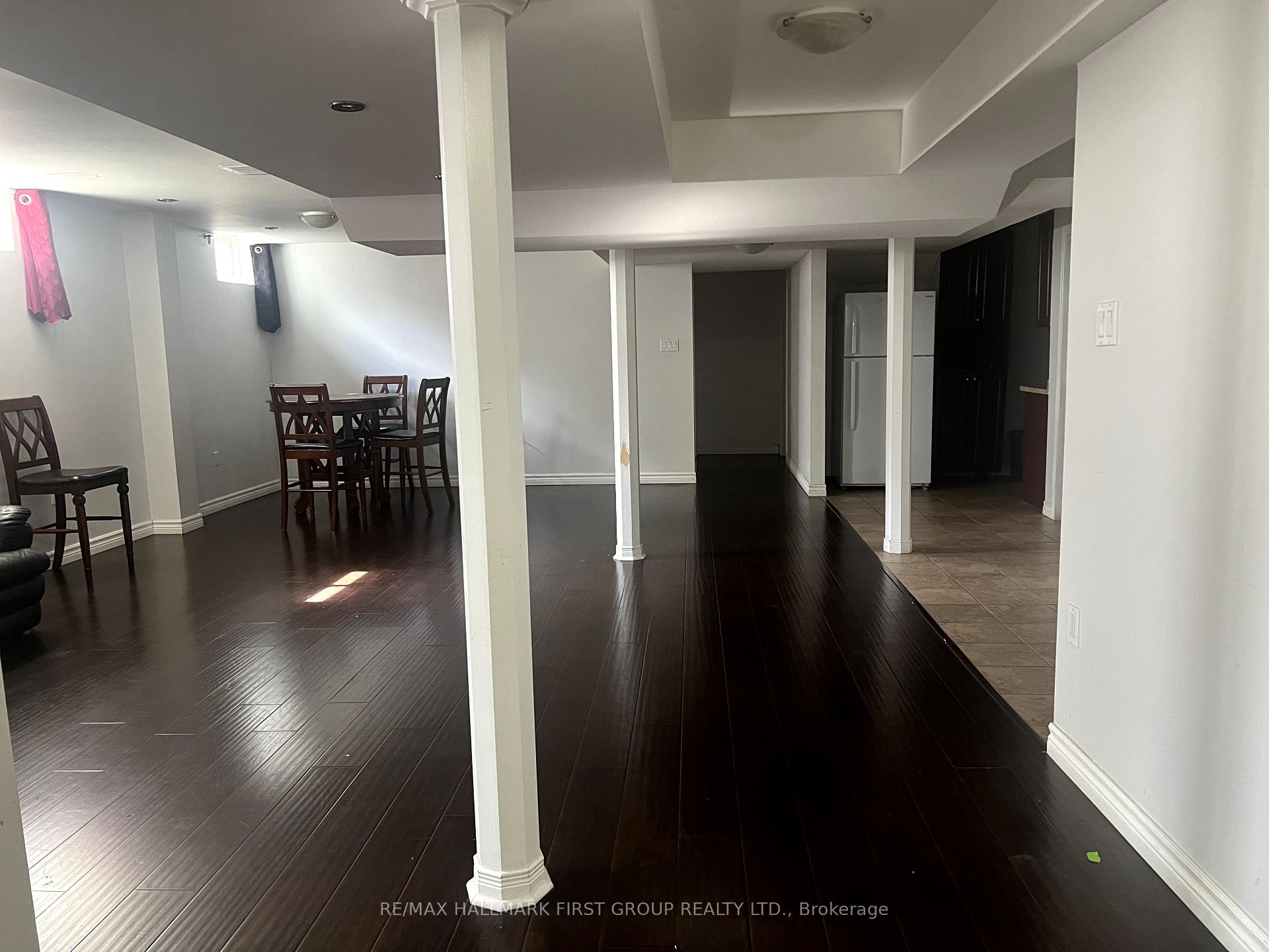 Photo 4 of 45 Walford Road, Markham, Middlefield — HOMEH