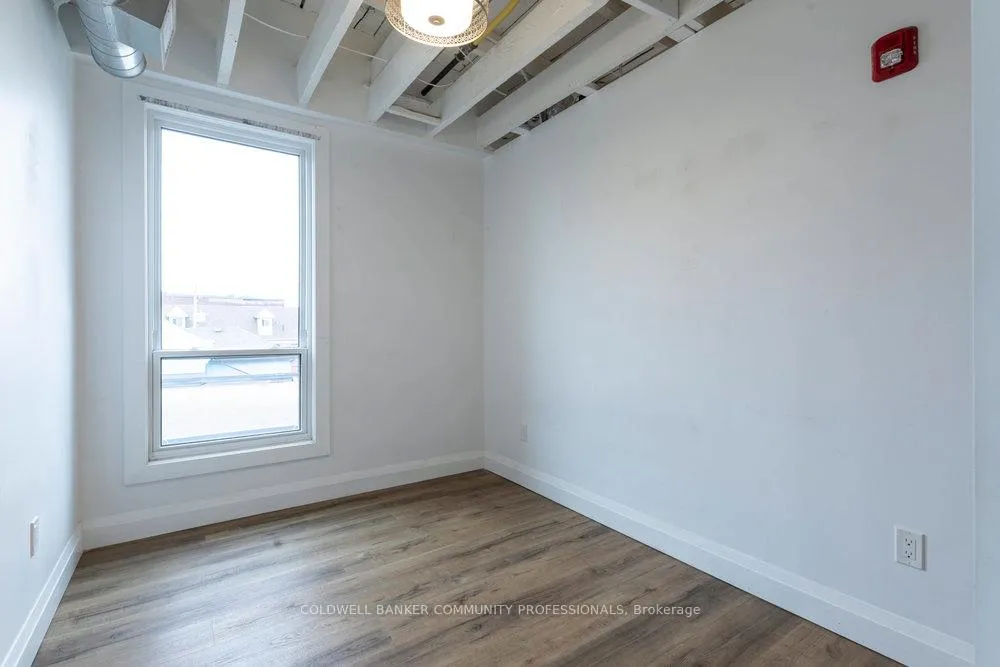 Photo 66 of Unit 302, 433 Barton Street E, Hamilton, Landsdale — HOMEH
