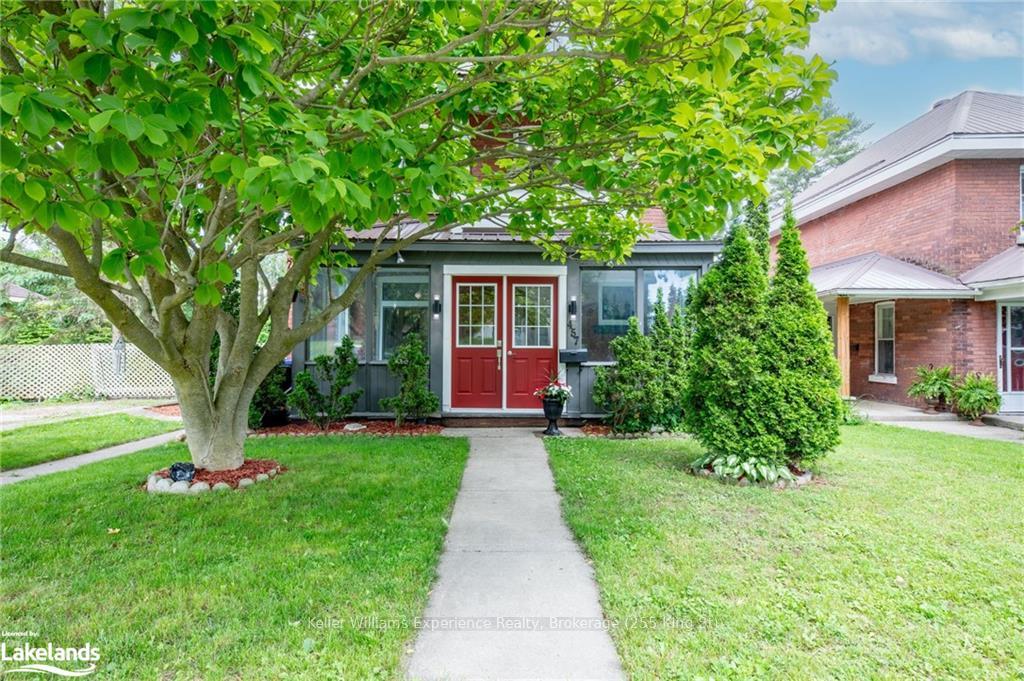 Photo 2 of 457 Queen Street, Midland — HOMEH