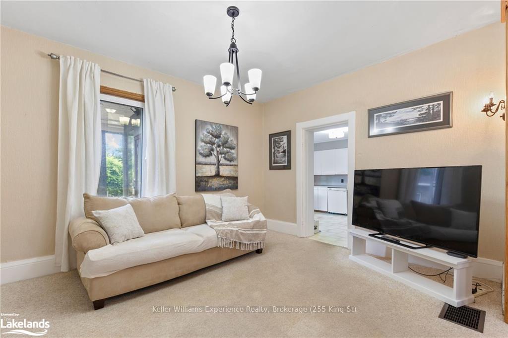 Photo 10 of 457 Queen Street, Midland — HOMEH