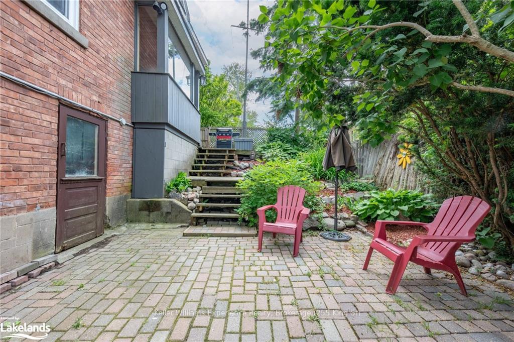 Photo 16 of 457 Queen Street, Midland — HOMEH