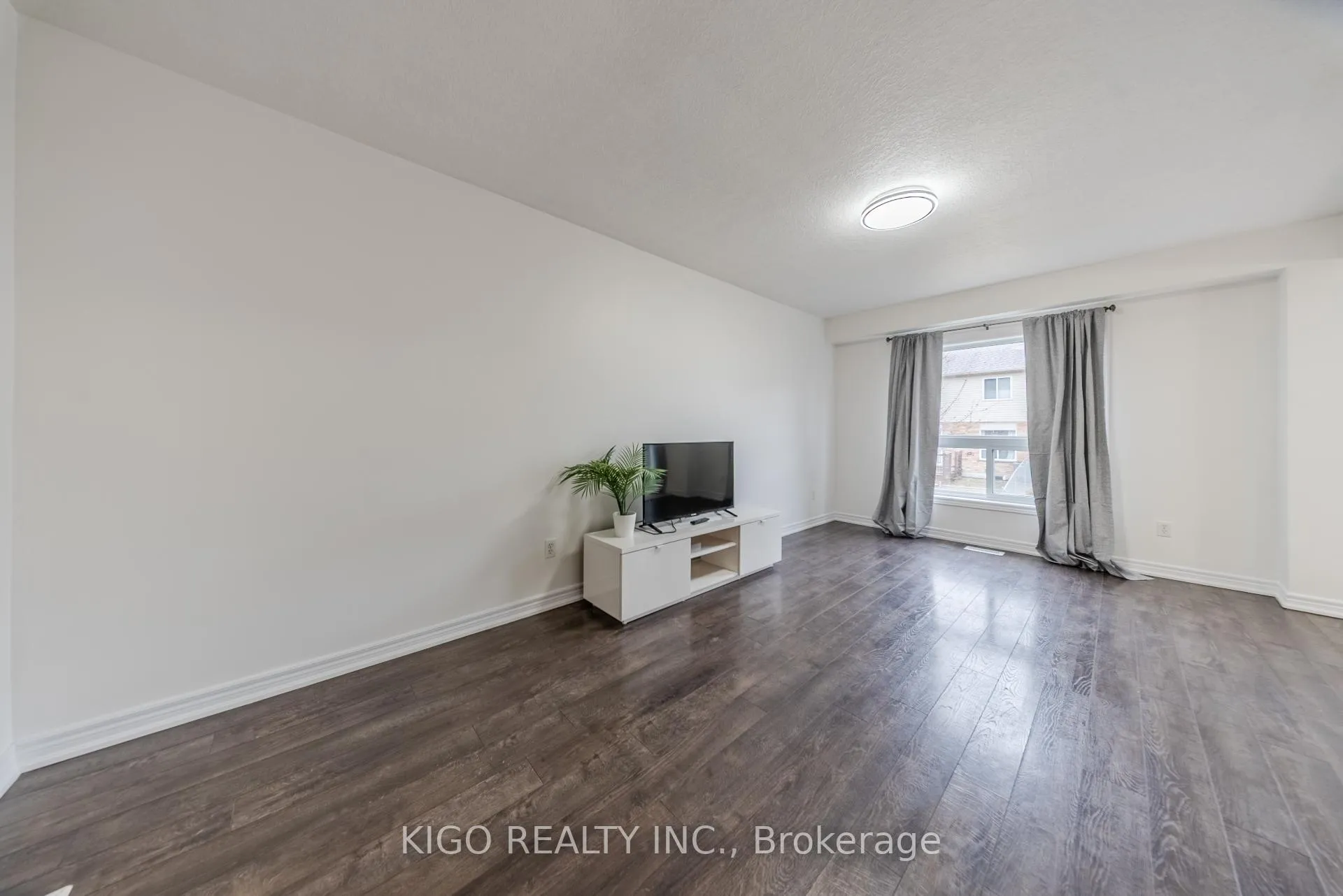 Photo 6 of Unit 13, 468 Doon South Drive, Kitchener, Doon South — HOMEH