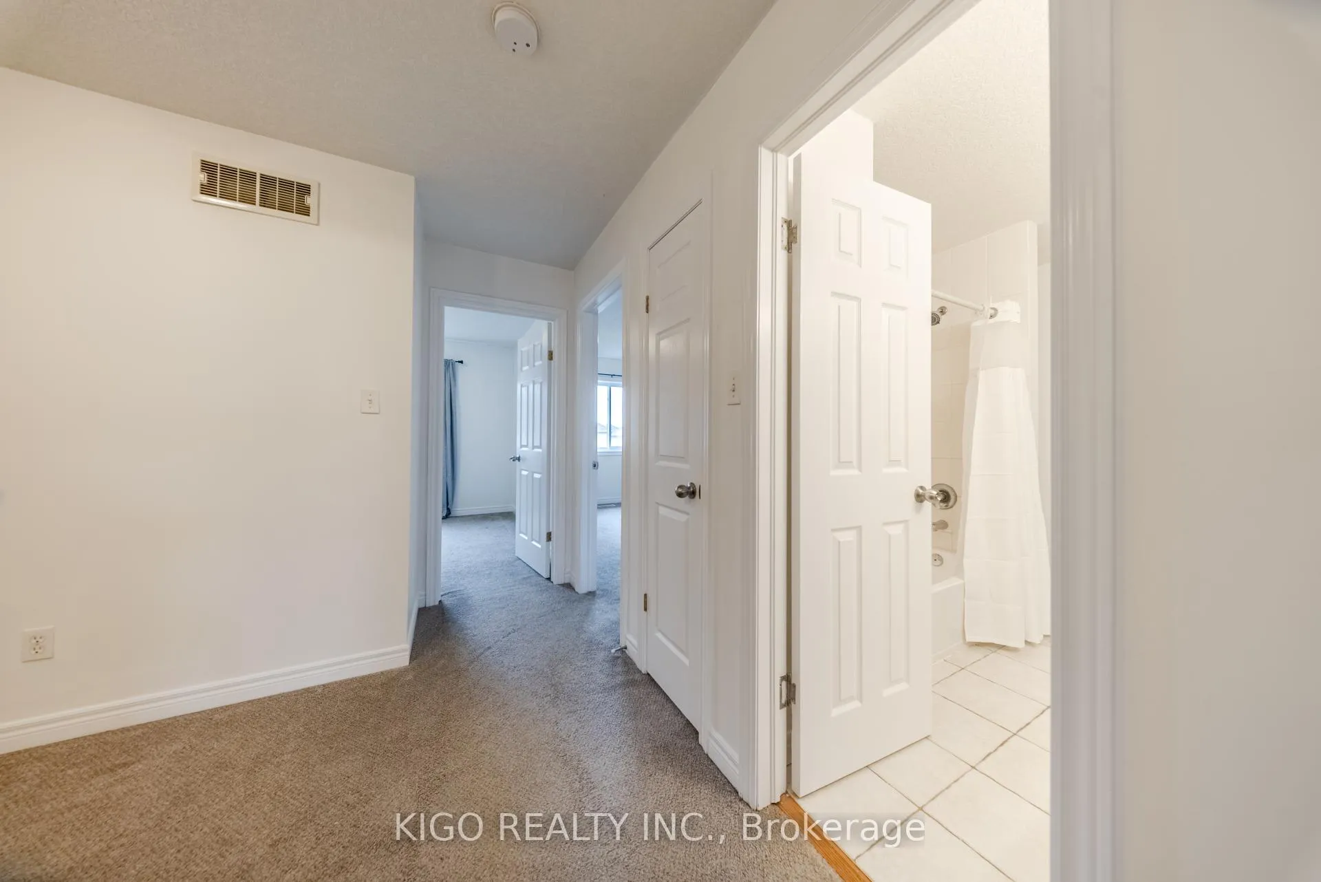 Photo 16 of Unit 13, 468 Doon South Drive, Kitchener, Doon South — HOMEH