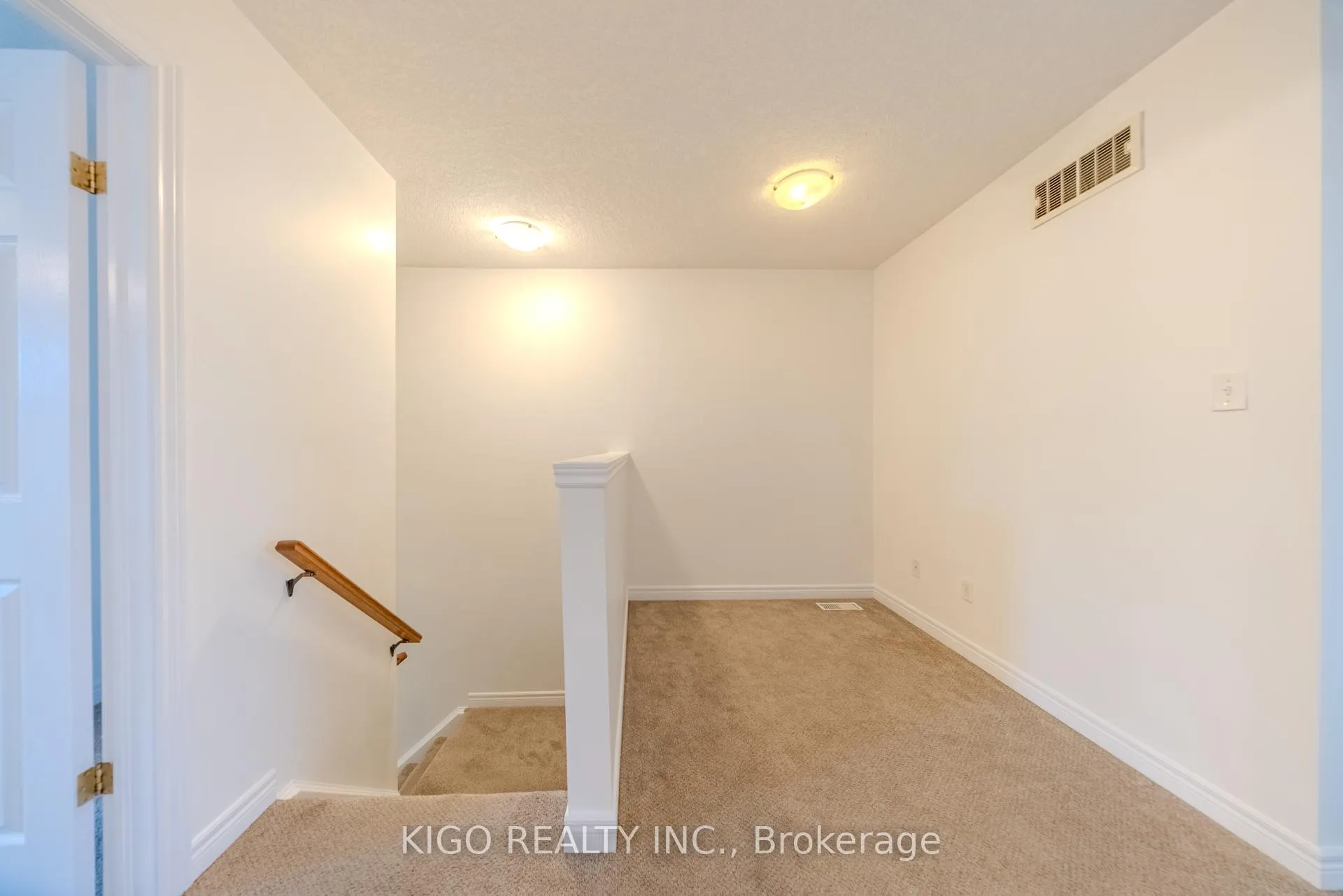 Photo 17 of Unit 13, 468 Doon South Drive, Kitchener, Doon South — HOMEH