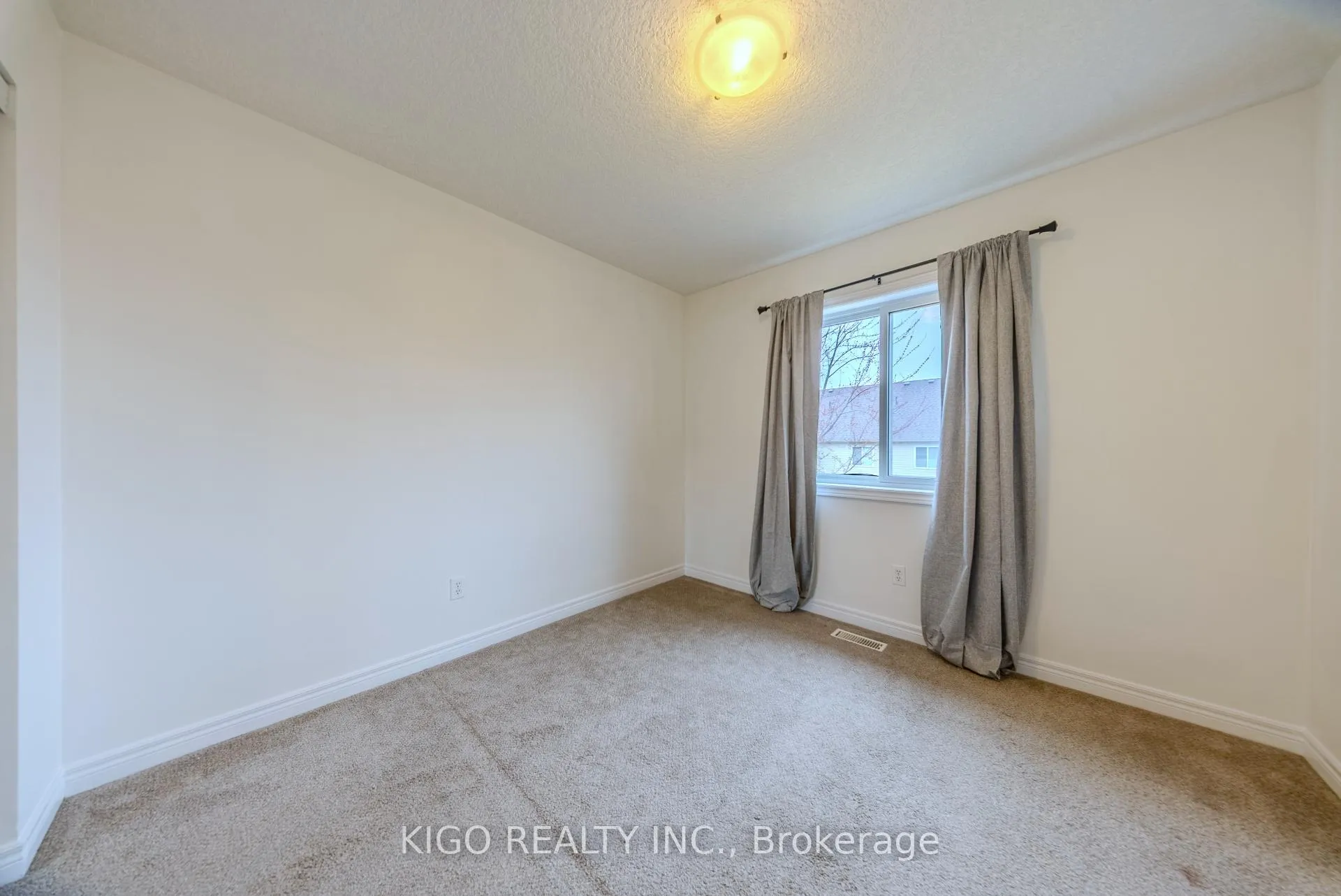 Photo 19 of Unit 13, 468 Doon South Drive, Kitchener, Doon South — HOMEH