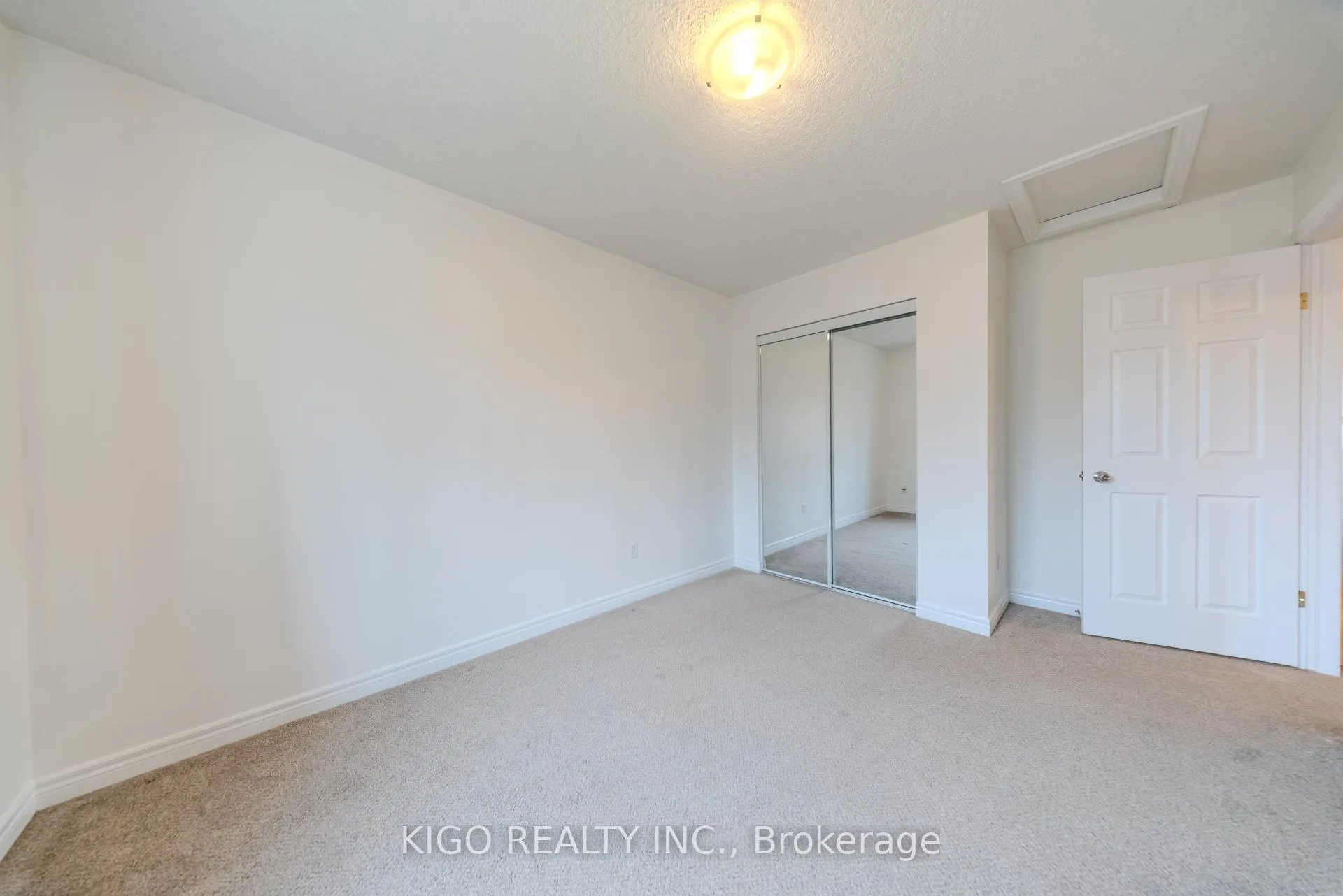 Photo 20 of Unit 13, 468 Doon South Drive, Kitchener, Doon South — HOMEH