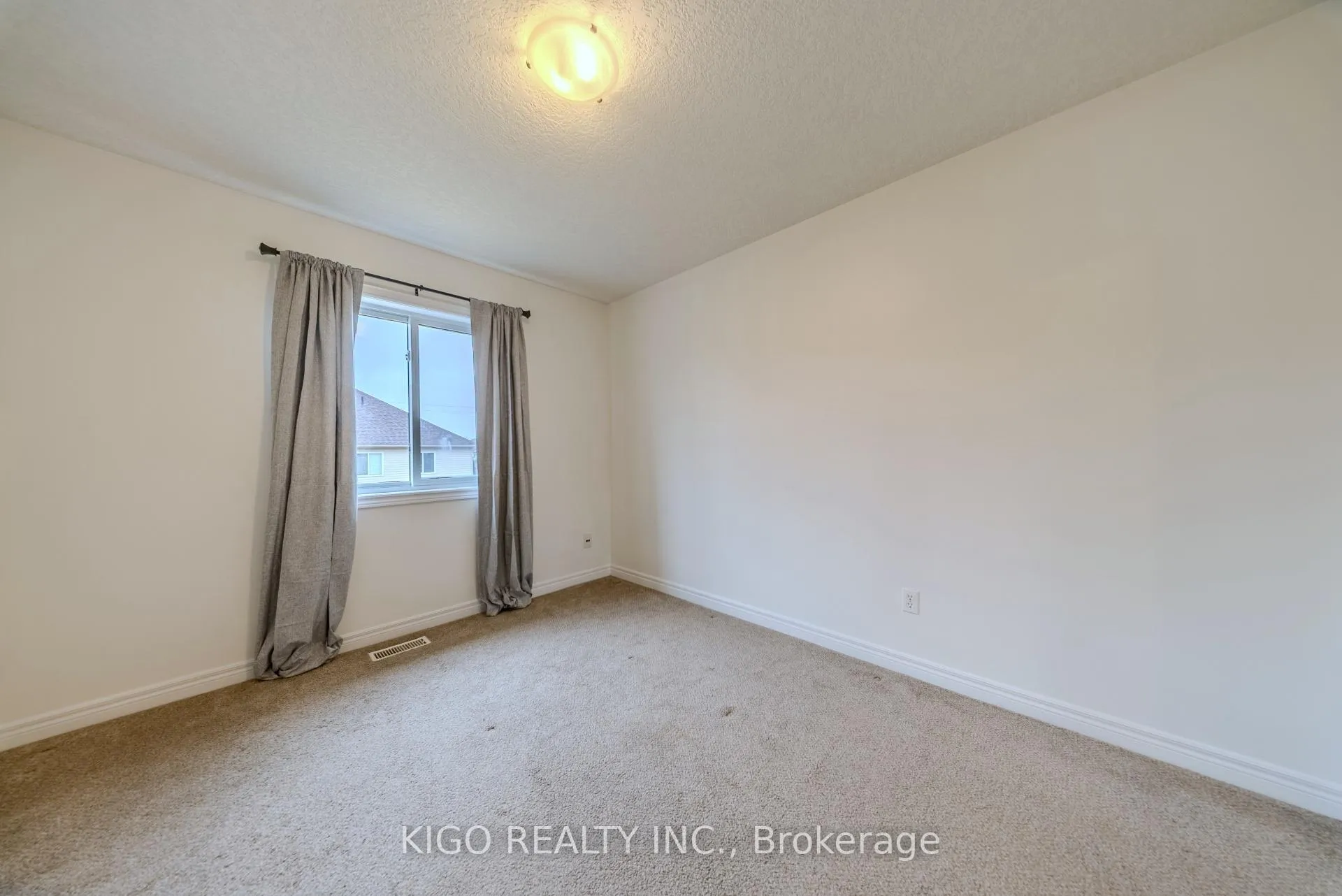 Photo 21 of Unit 13, 468 Doon South Drive, Kitchener, Doon South — HOMEH