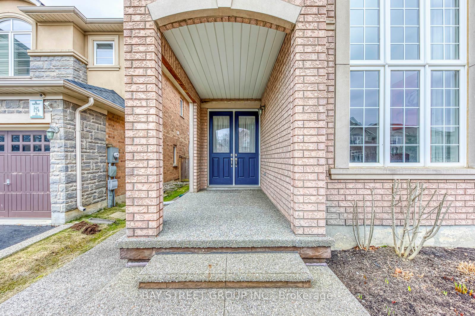 Photo 2 of 16 Henderson Street, Hamilton, Ancaster — HOMEH