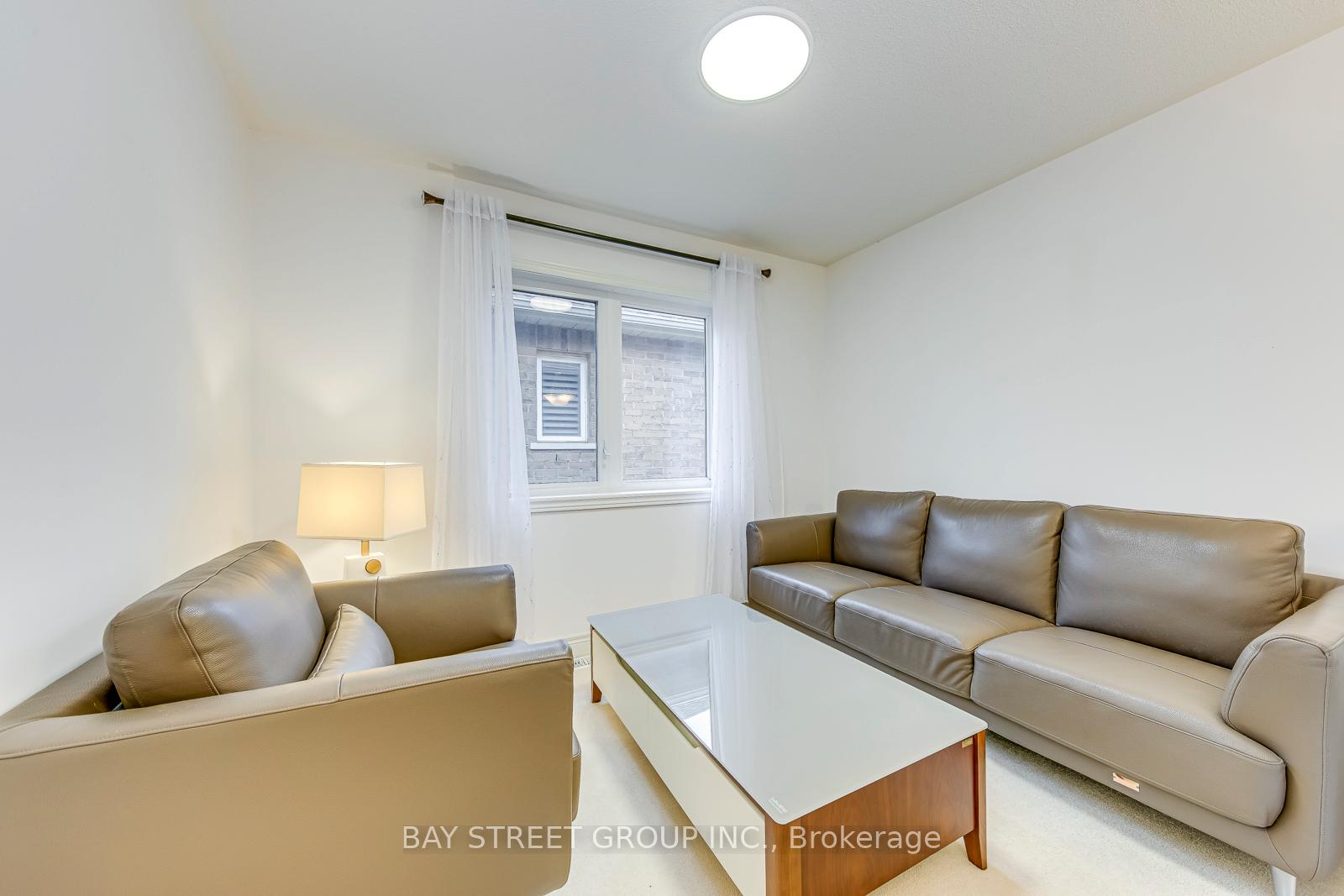 Photo 22 of 16 Henderson Street, Hamilton, Ancaster — HOMEH