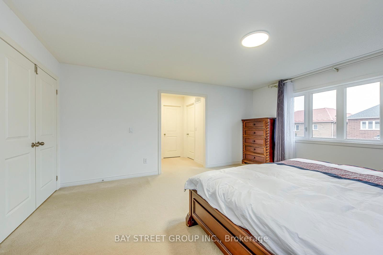 Photo 24 of 16 Henderson Street, Hamilton, Ancaster — HOMEH