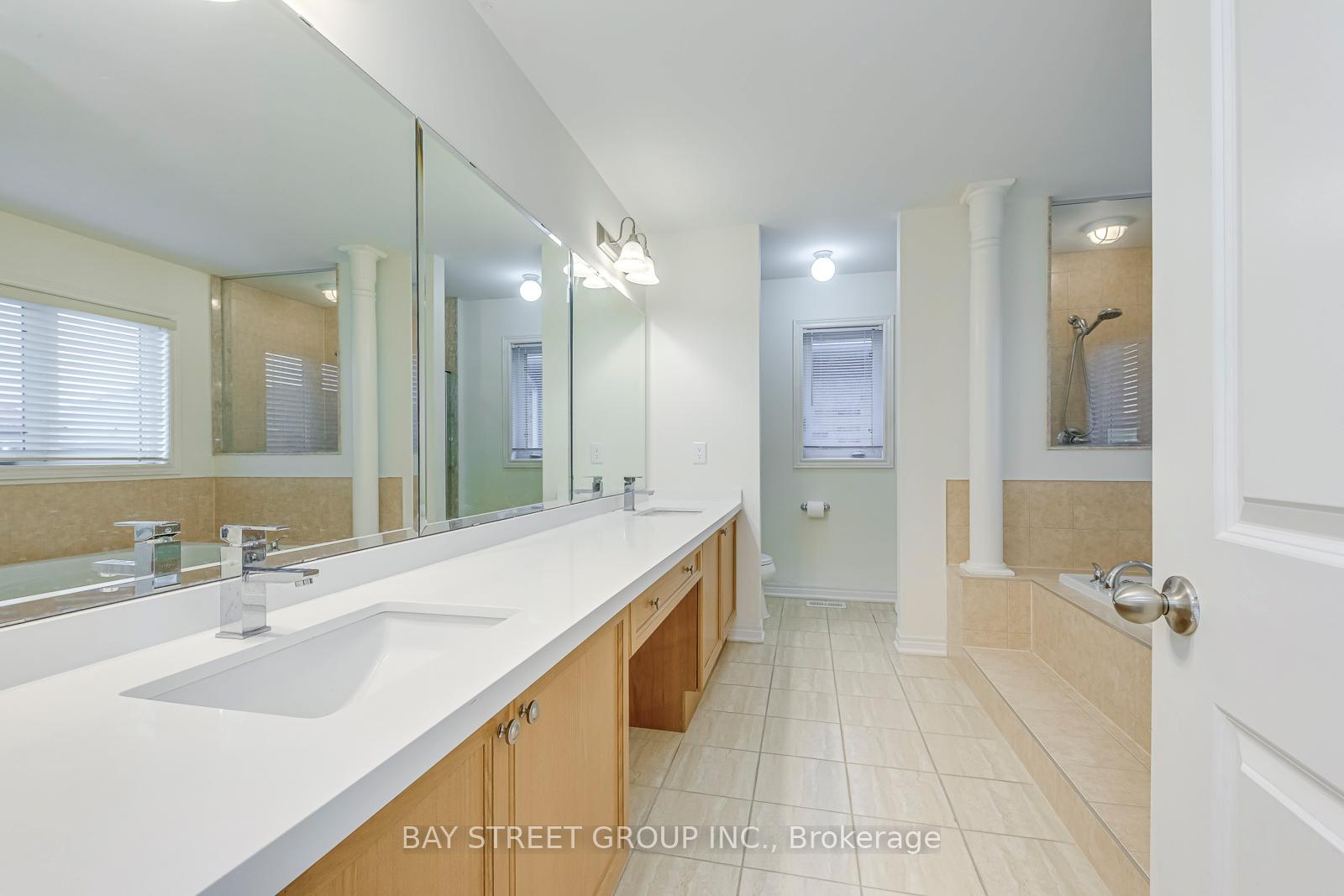 Photo 28 of 16 Henderson Street, Hamilton, Ancaster — HOMEH