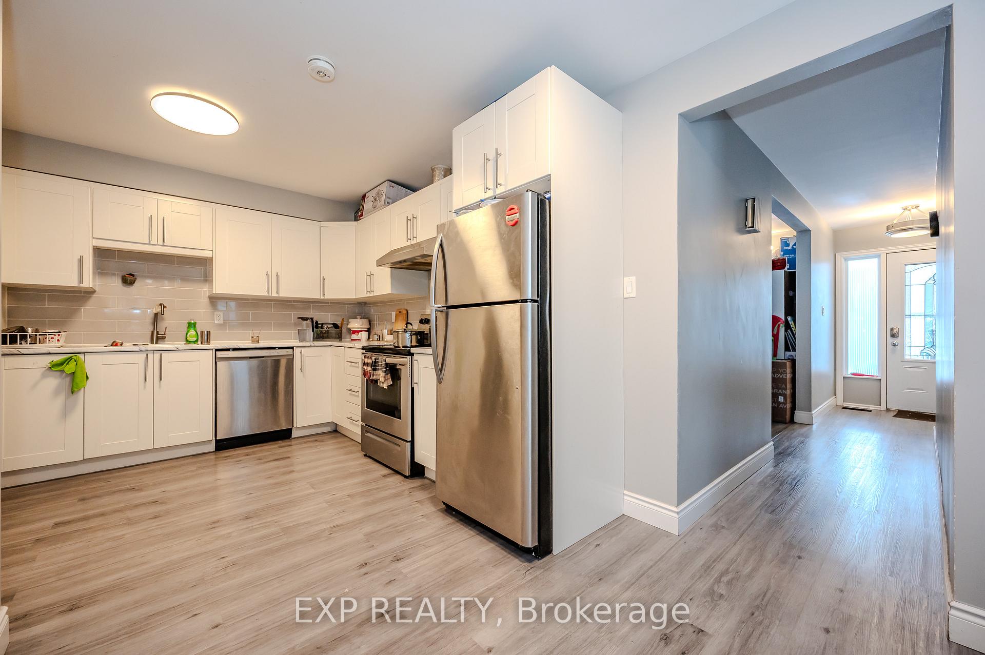Photo 7 of 82 Conway Drive, Kitchener, Stanley Park — HOMEH