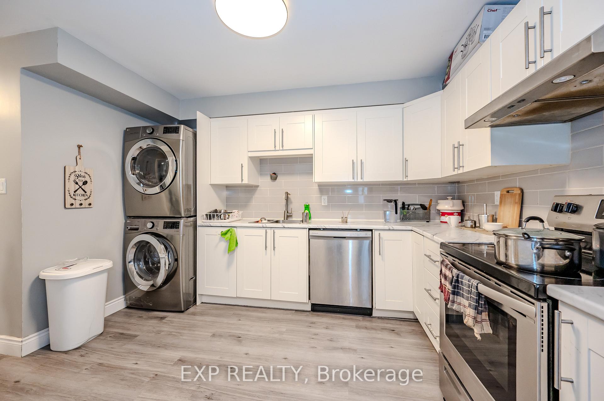 Photo 9 of 82 Conway Drive, Kitchener, Stanley Park — HOMEH