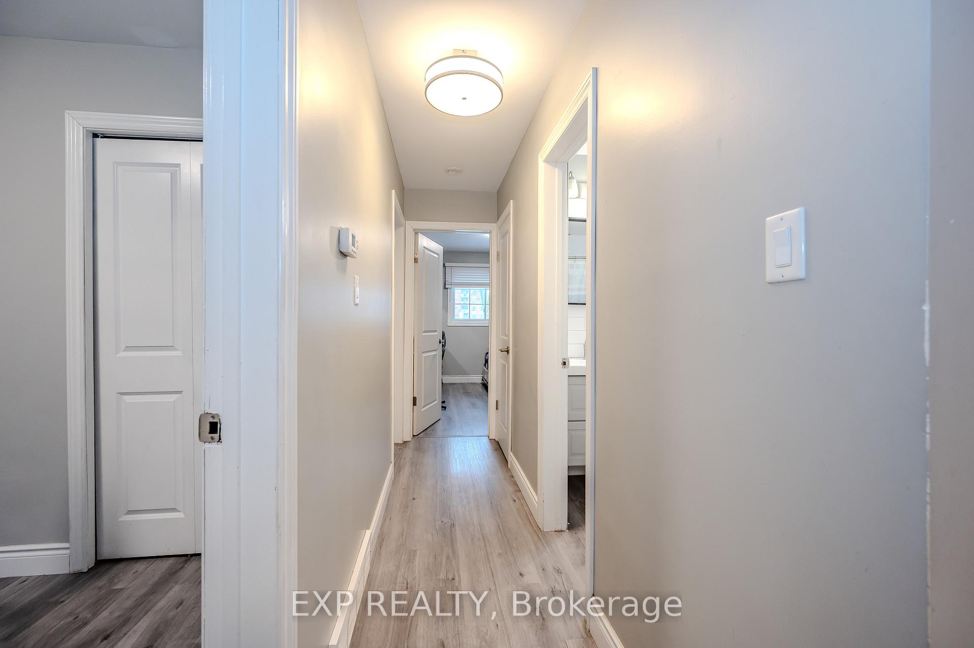Photo 11 of 82 Conway Drive, Kitchener, Stanley Park — HOMEH