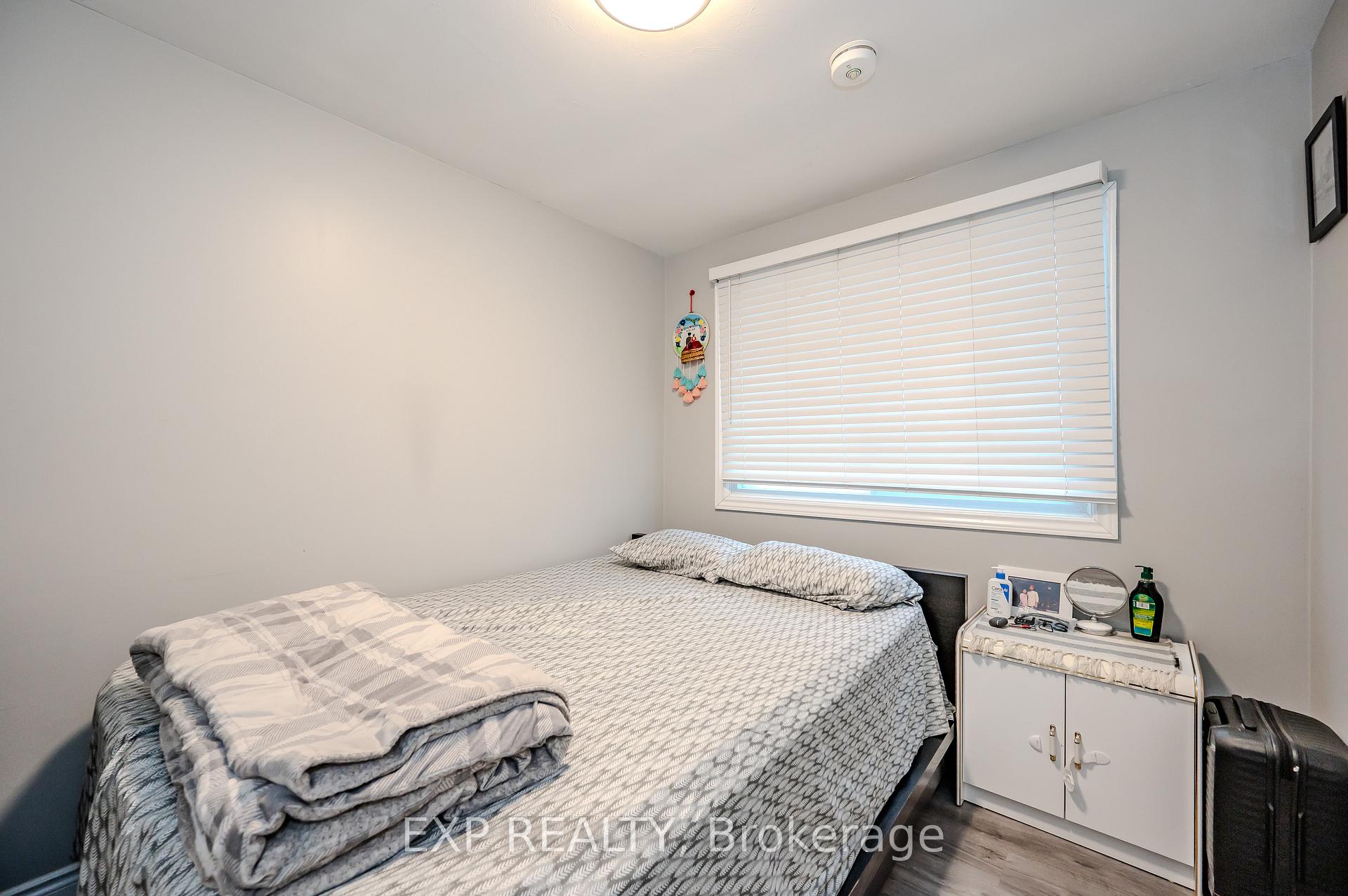 Photo 13 of 82 Conway Drive, Kitchener, Stanley Park — HOMEH