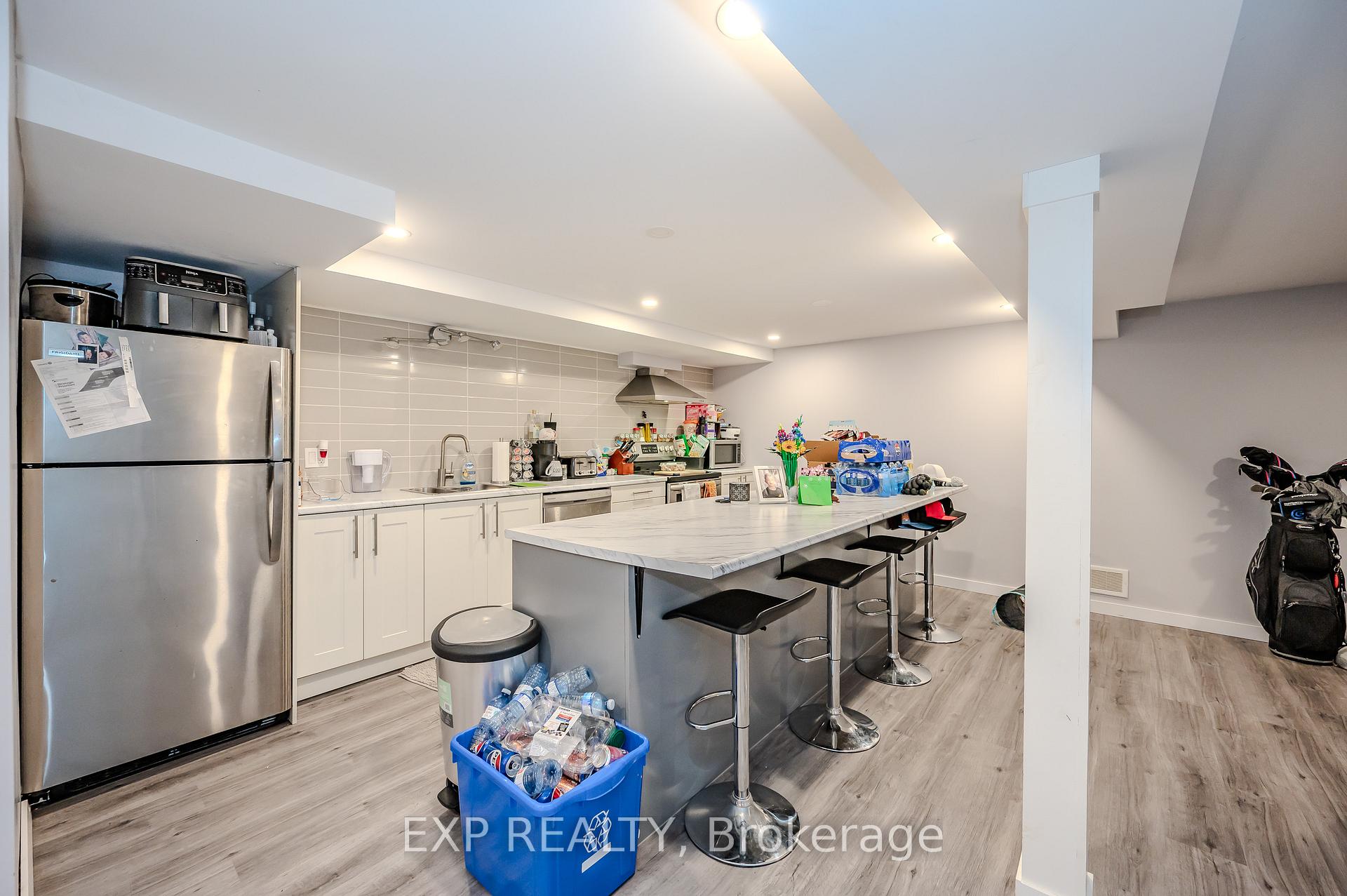 Photo 20 of 82 Conway Drive, Kitchener, Stanley Park — HOMEH