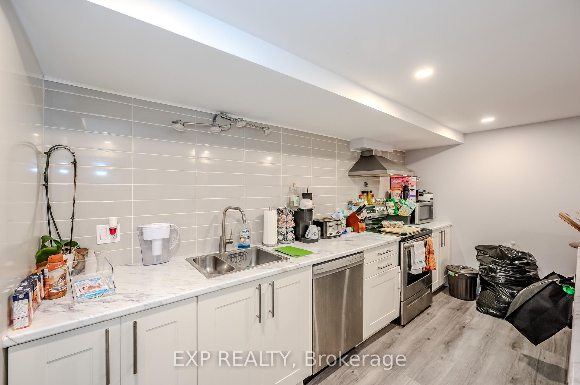 Photo 21 of 82 Conway Drive, Kitchener, Stanley Park — HOMEH