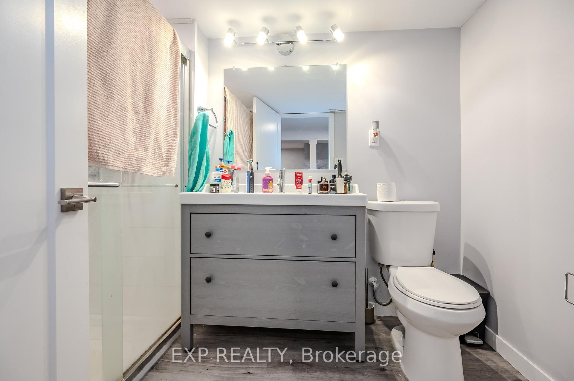 Photo 25 of 82 Conway Drive, Kitchener, Stanley Park — HOMEH