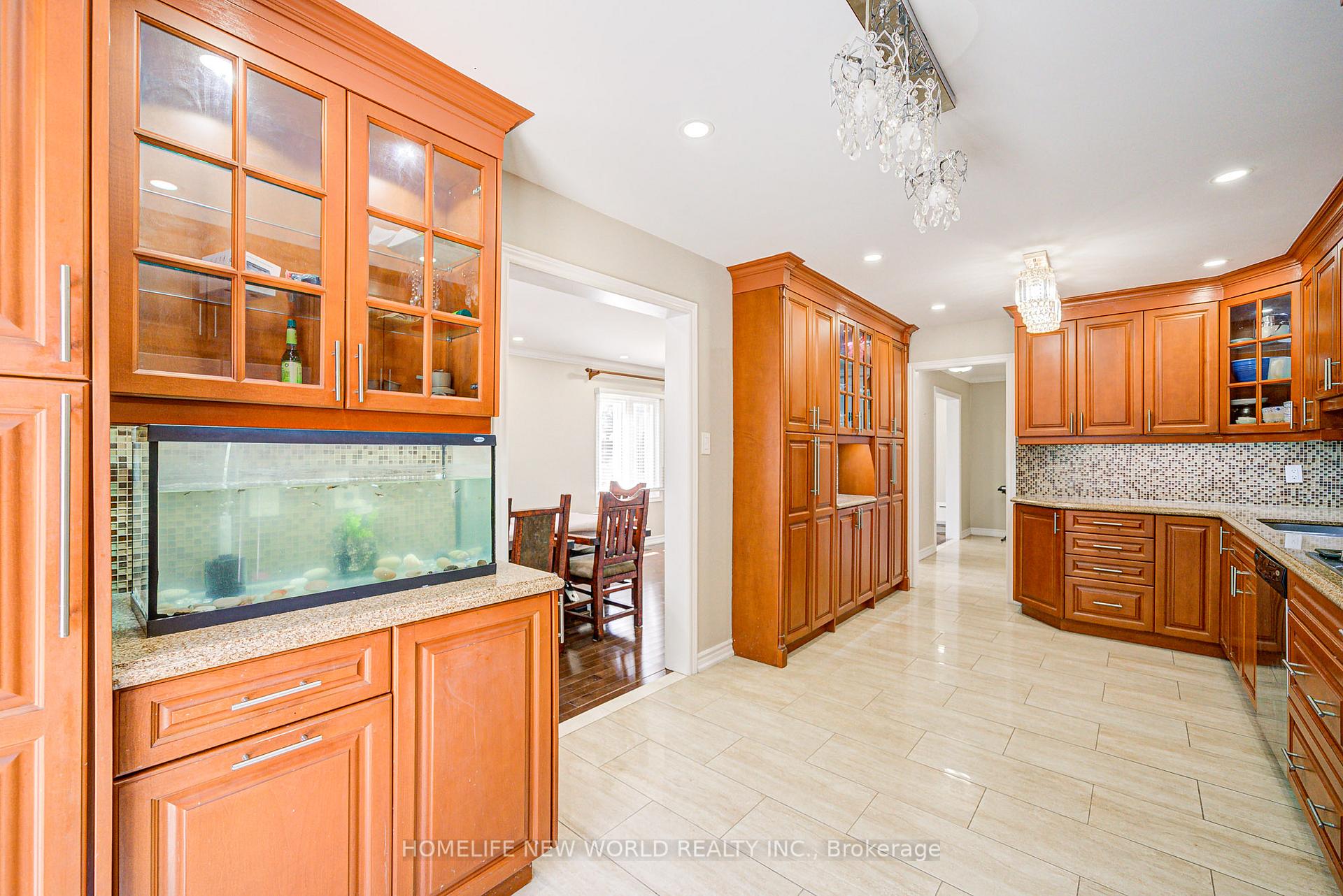 Photo 14 of 61 Olivewood Drive, Markham, Middlefield — HOMEH