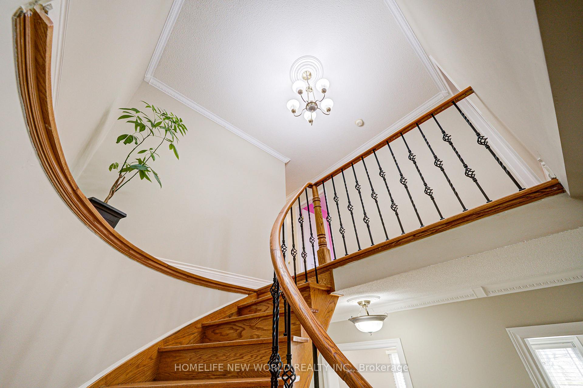 Photo 15 of 61 Olivewood Drive, Markham, Middlefield — HOMEH