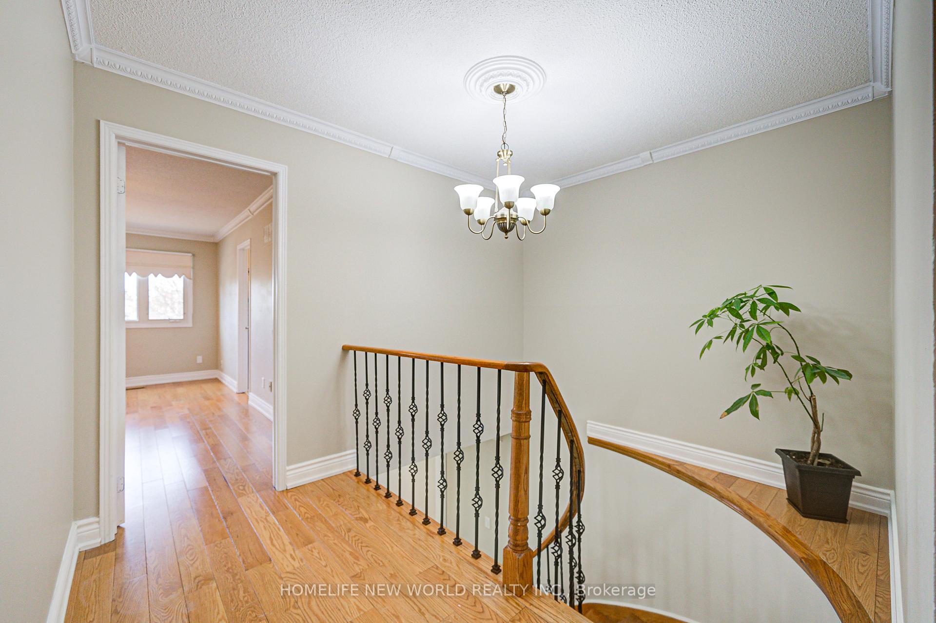 Photo 19 of 61 Olivewood Drive, Markham, Middlefield — HOMEH