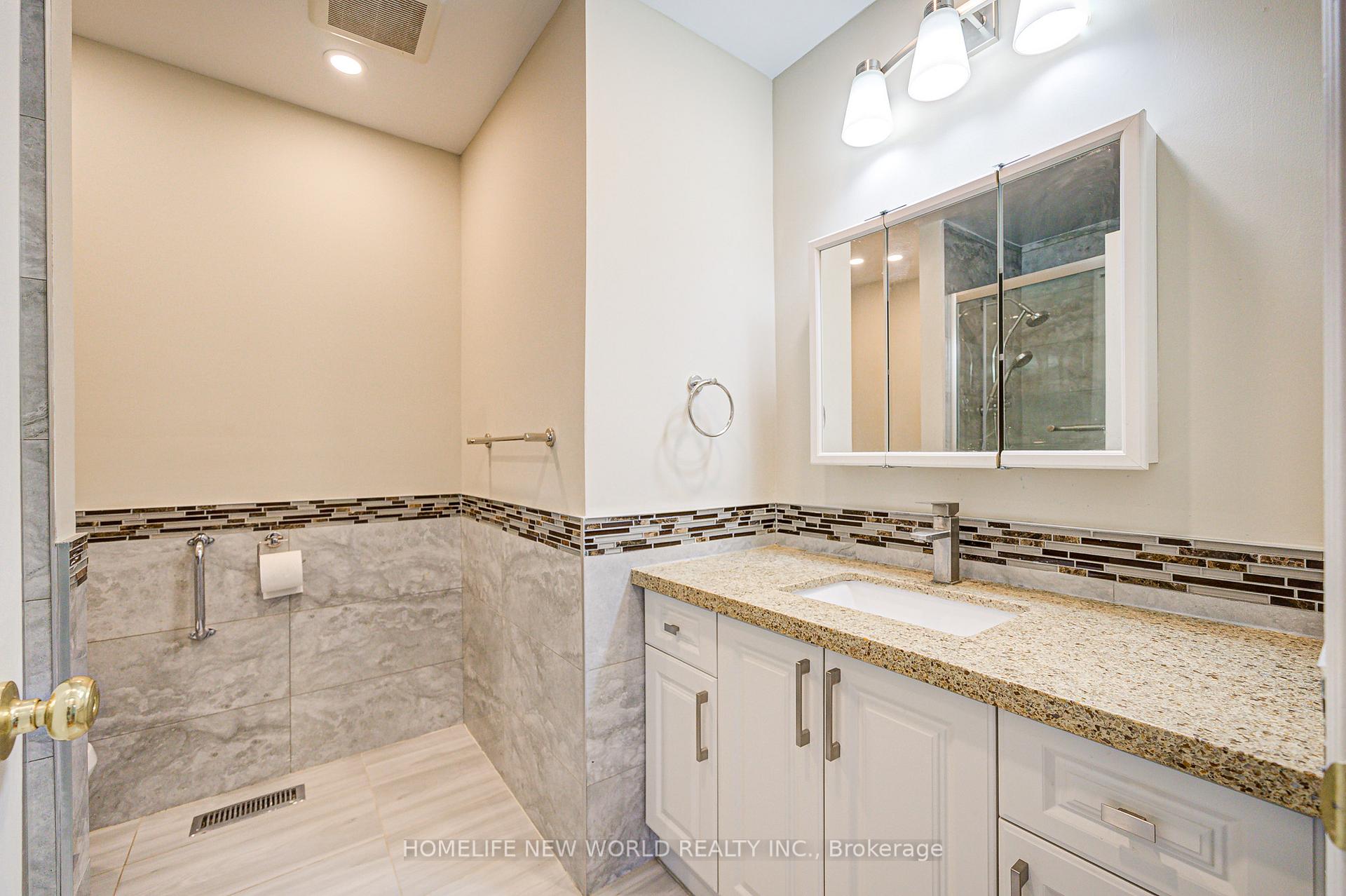 Photo 25 of 61 Olivewood Drive, Markham, Middlefield — HOMEH