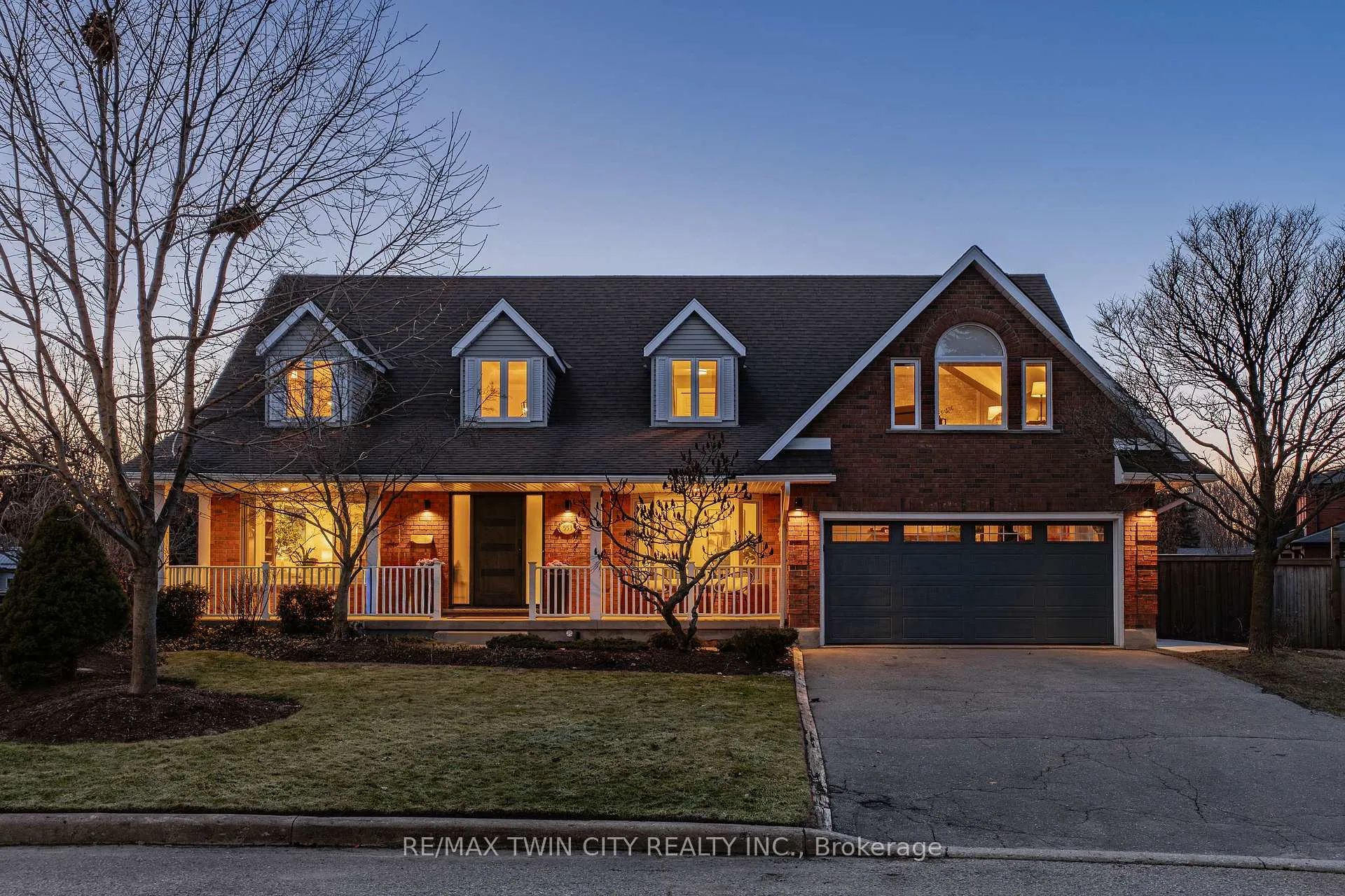 Photo 1 of 553 Sandbrooke Court, Waterloo — HOMEH