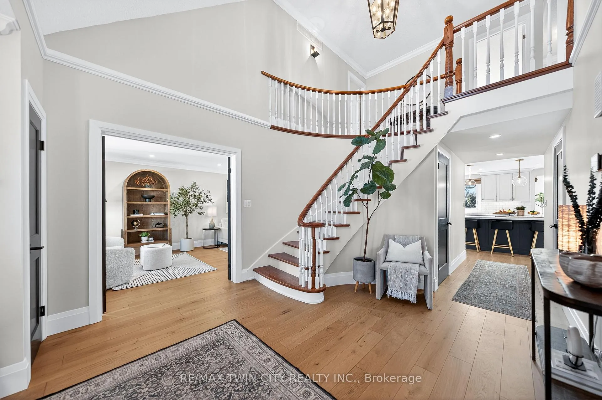 Photo 23 of 553 Sandbrooke Court, Waterloo — HOMEH