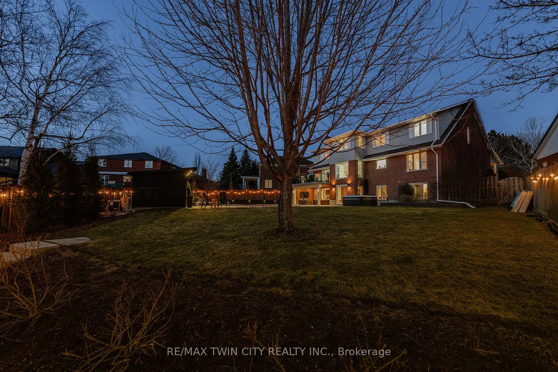 Photo 43 of 553 Sandbrooke Court, Waterloo — HOMEH
