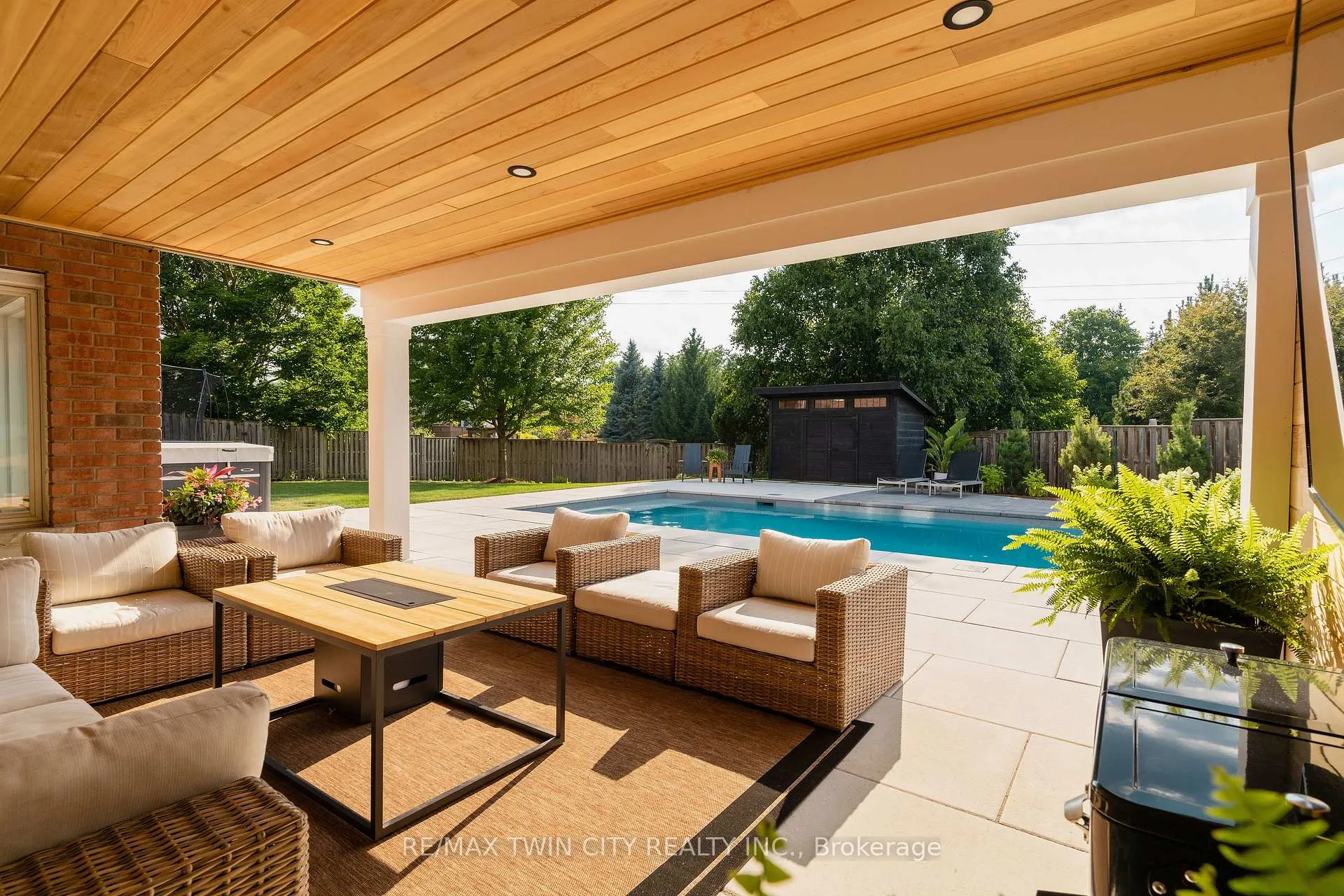 Photo 46 of 553 Sandbrooke Court, Waterloo — HOMEH