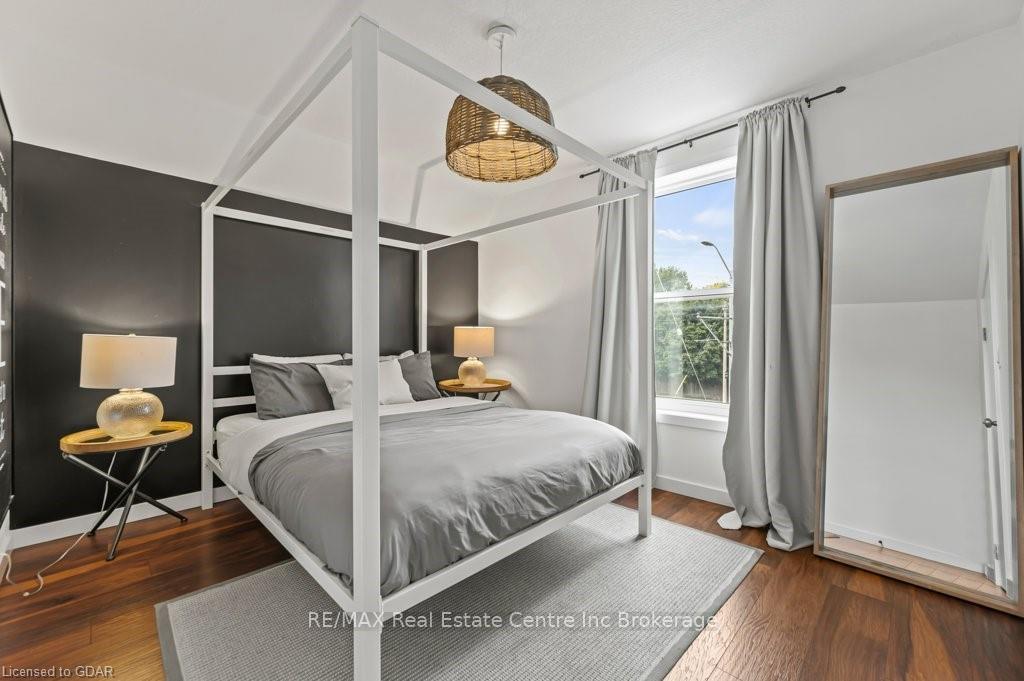 Photo 12 of 101 Charles Street E, Kitchener — HOMEH