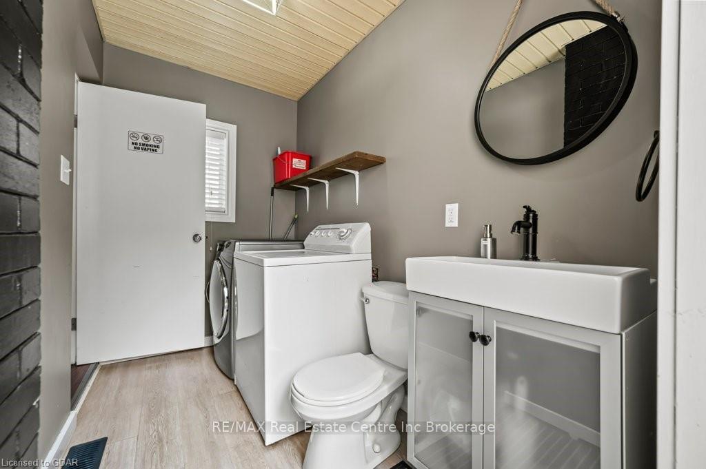 Photo 20 of 101 Charles Street E, Kitchener — HOMEH