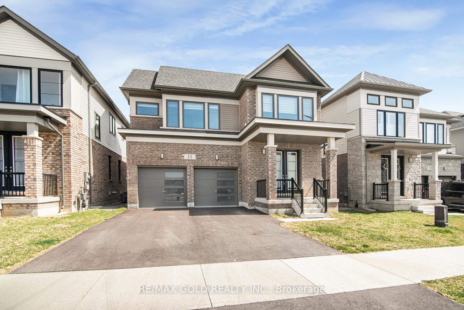 Photo 2 of 11 Yale Drive, Hamilton, Rural Glanbrook — HOMEH