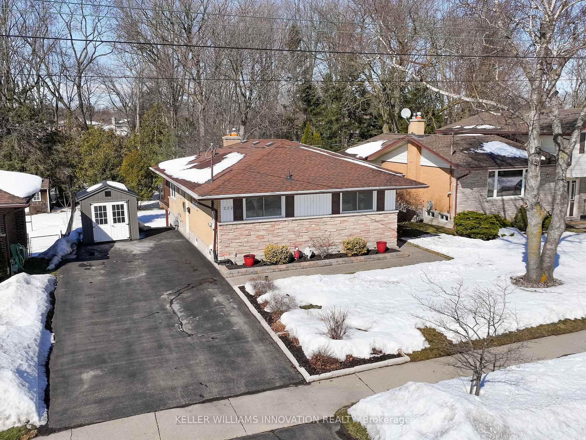 Photo 5 of 222 Ross Avenue, Kitchener — HOMEH
