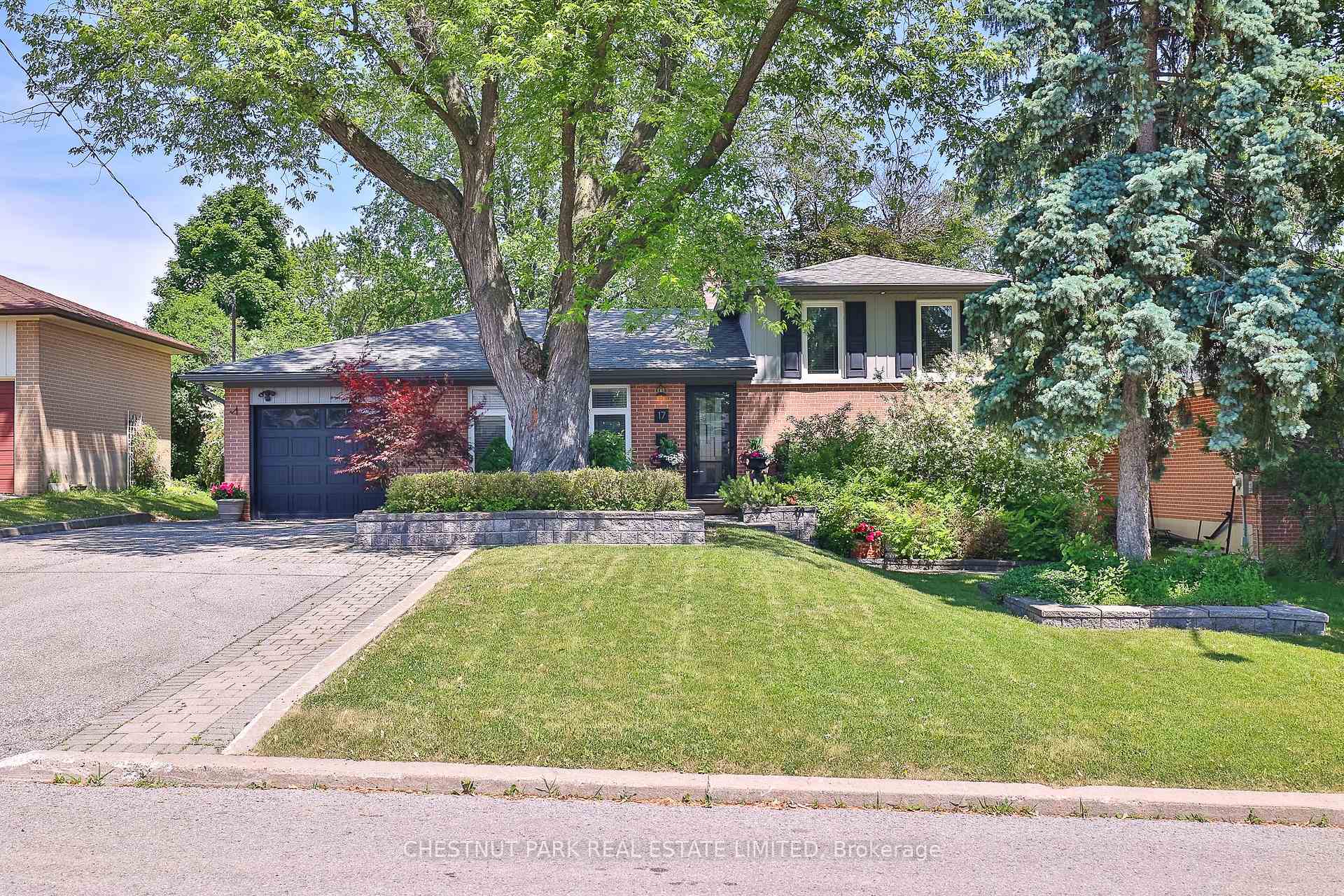 Photo 1 of 17 Arrowflight Drive, Markham, Bullock — HOMEH