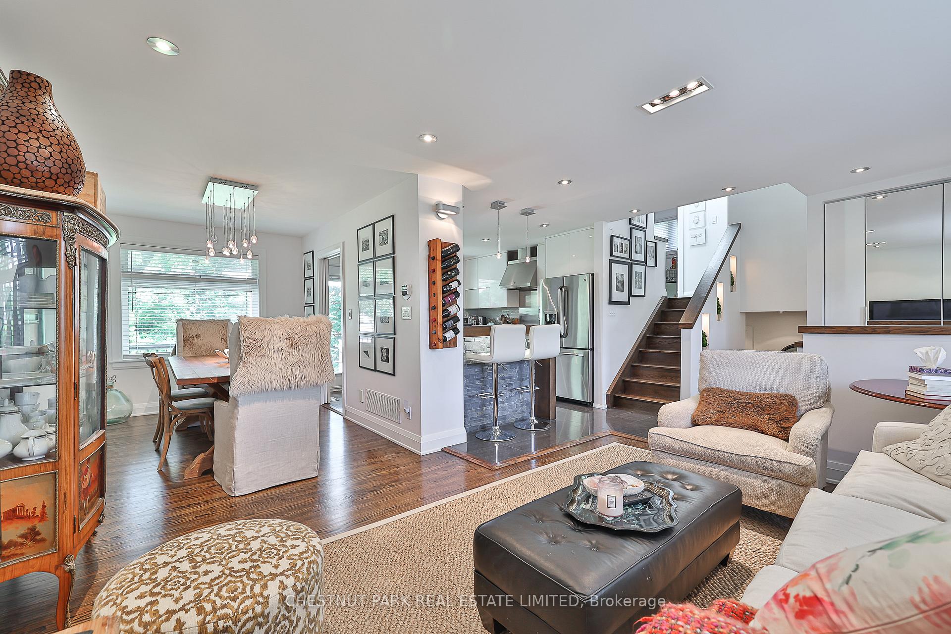 Photo 10 of 17 Arrowflight Drive, Markham, Bullock — HOMEH