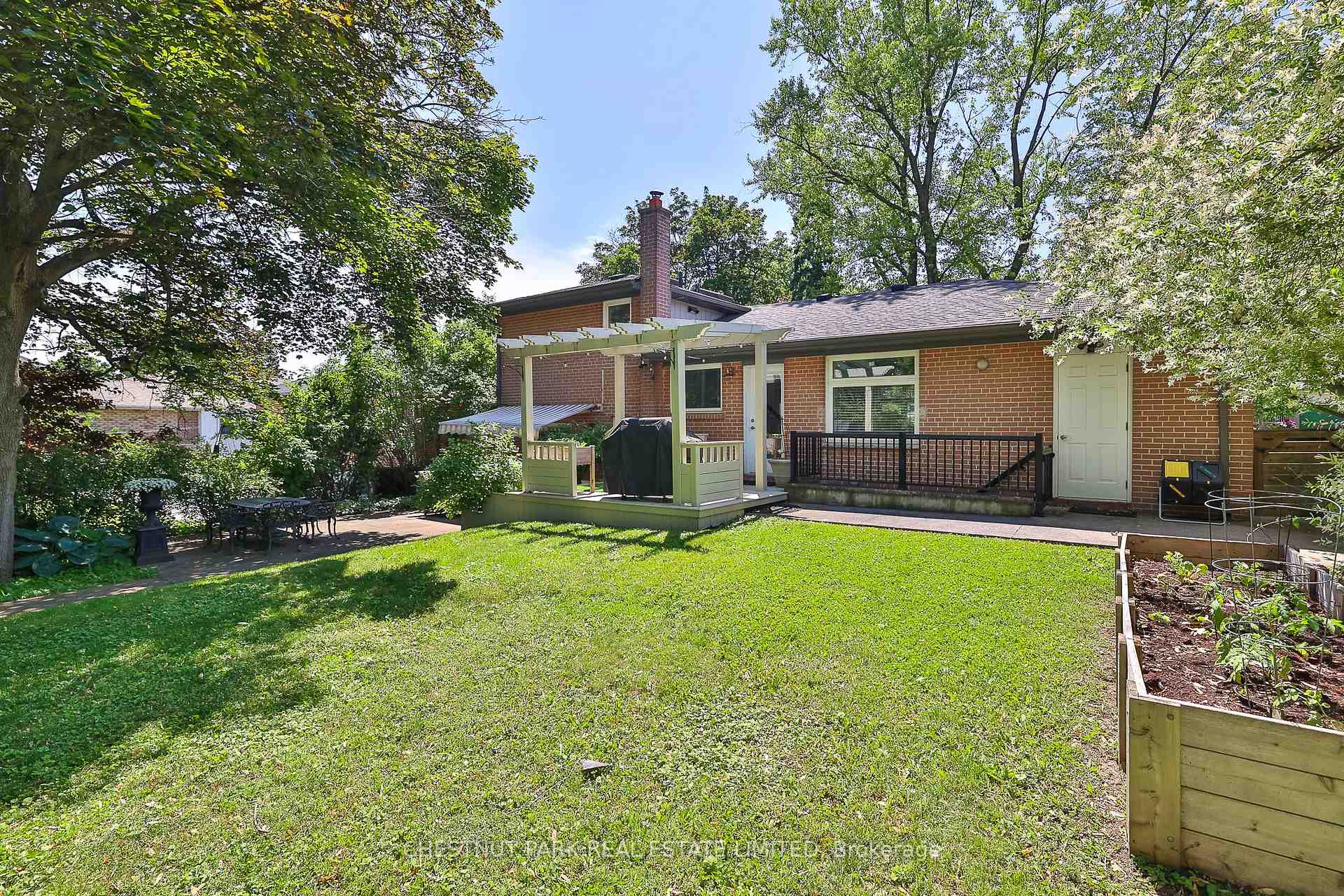 Photo 35 of 17 Arrowflight Drive, Markham, Bullock — HOMEH