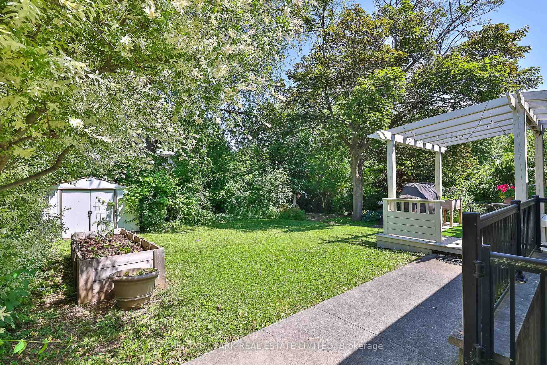 Photo 38 of 17 Arrowflight Drive, Markham, Bullock — HOMEH