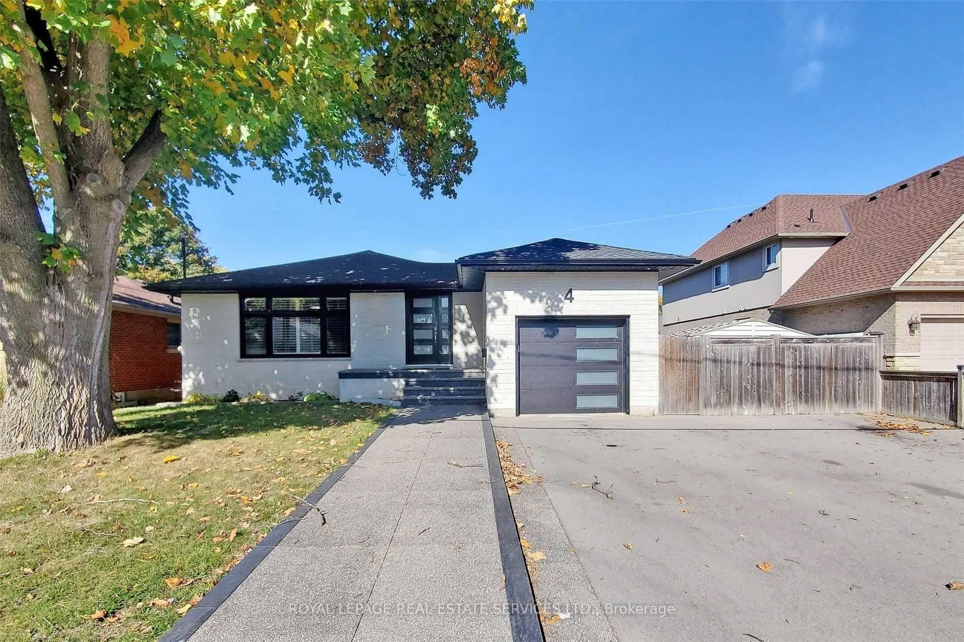 Front of 4 Mcmaster Avenue