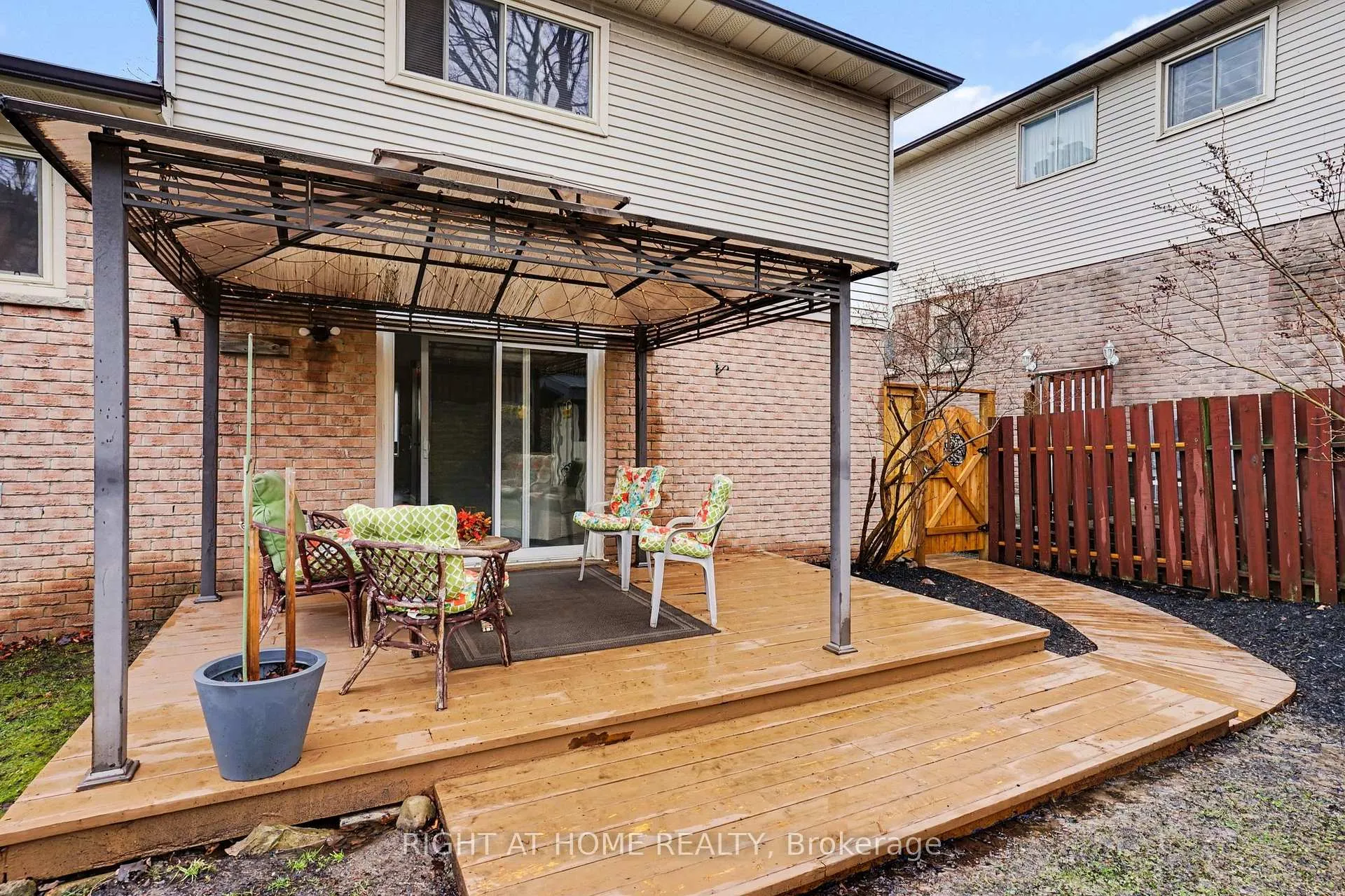 Photo 21 of 4 Falcon Court, Whitby, Blue Grass Meadows — HOMEH