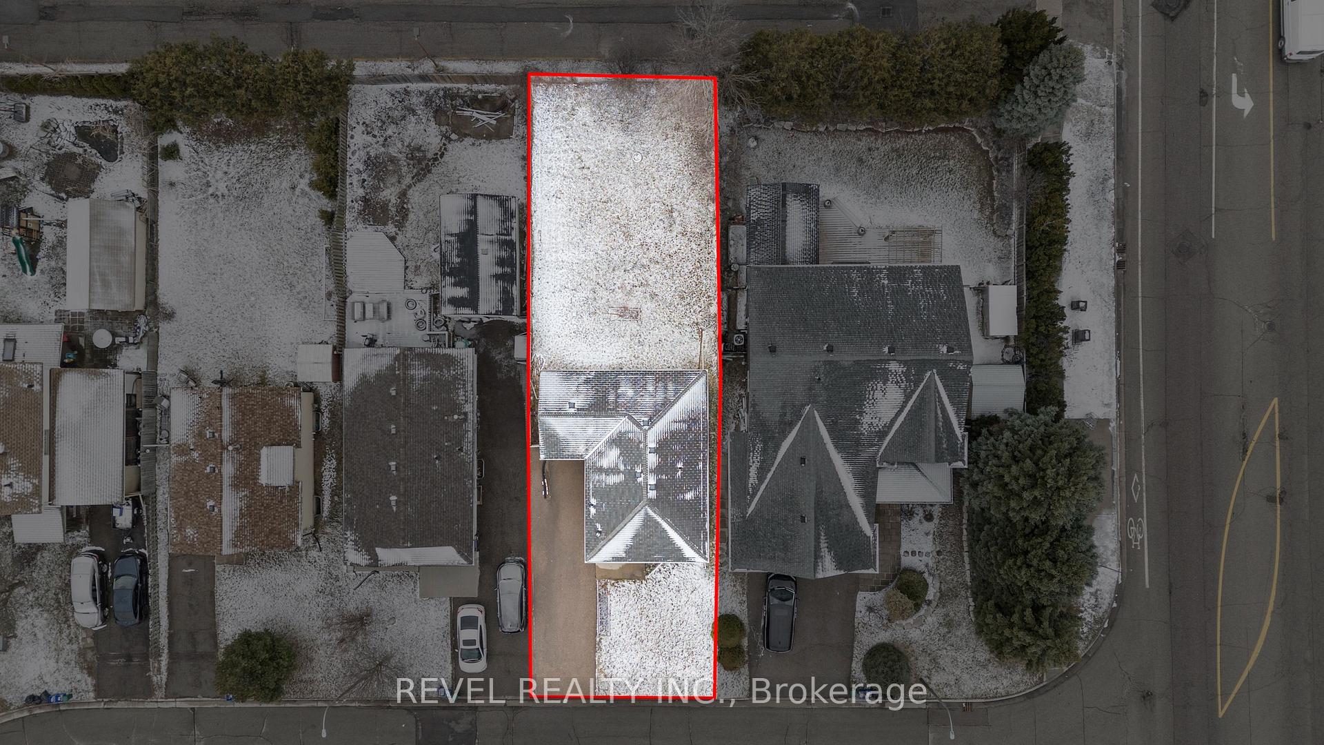 Photo 33 of 10 Barwood Crescent, Kitchener — HOMEH