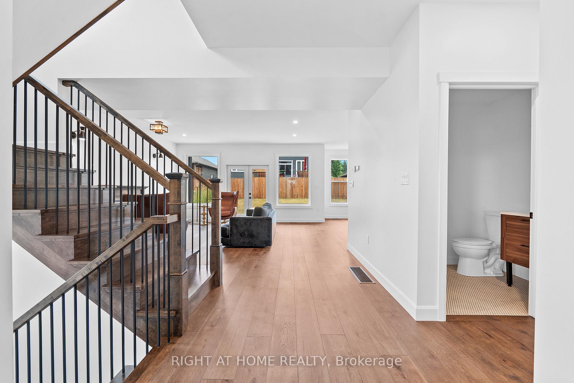 Photo 6 of 725 Squirrel Hill Drive, Kingston, City Northwest — HOMEH