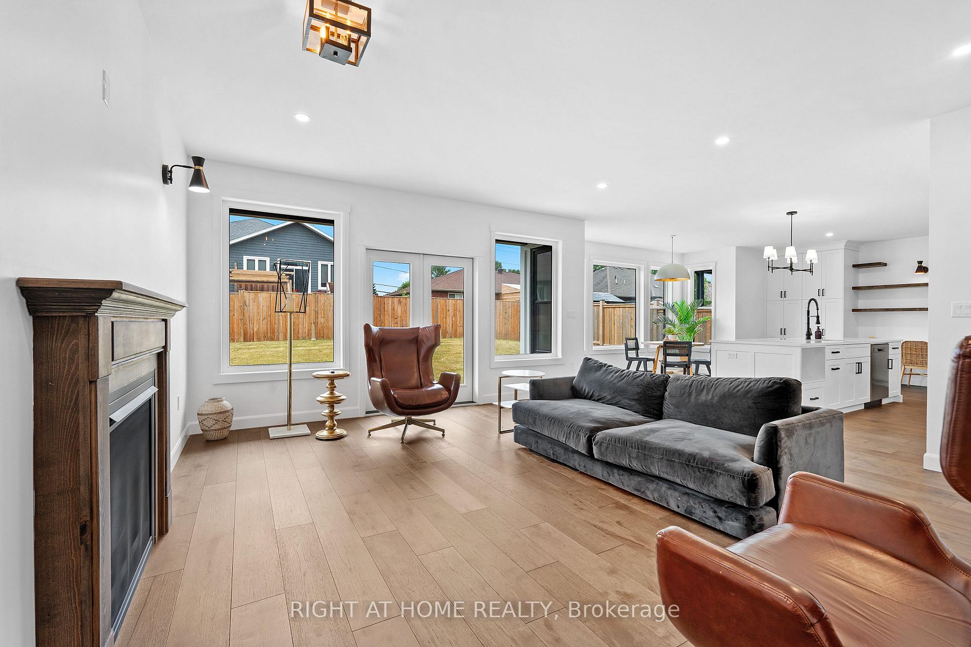 Photo 11 of 725 Squirrel Hill Drive, Kingston, City Northwest — HOMEH