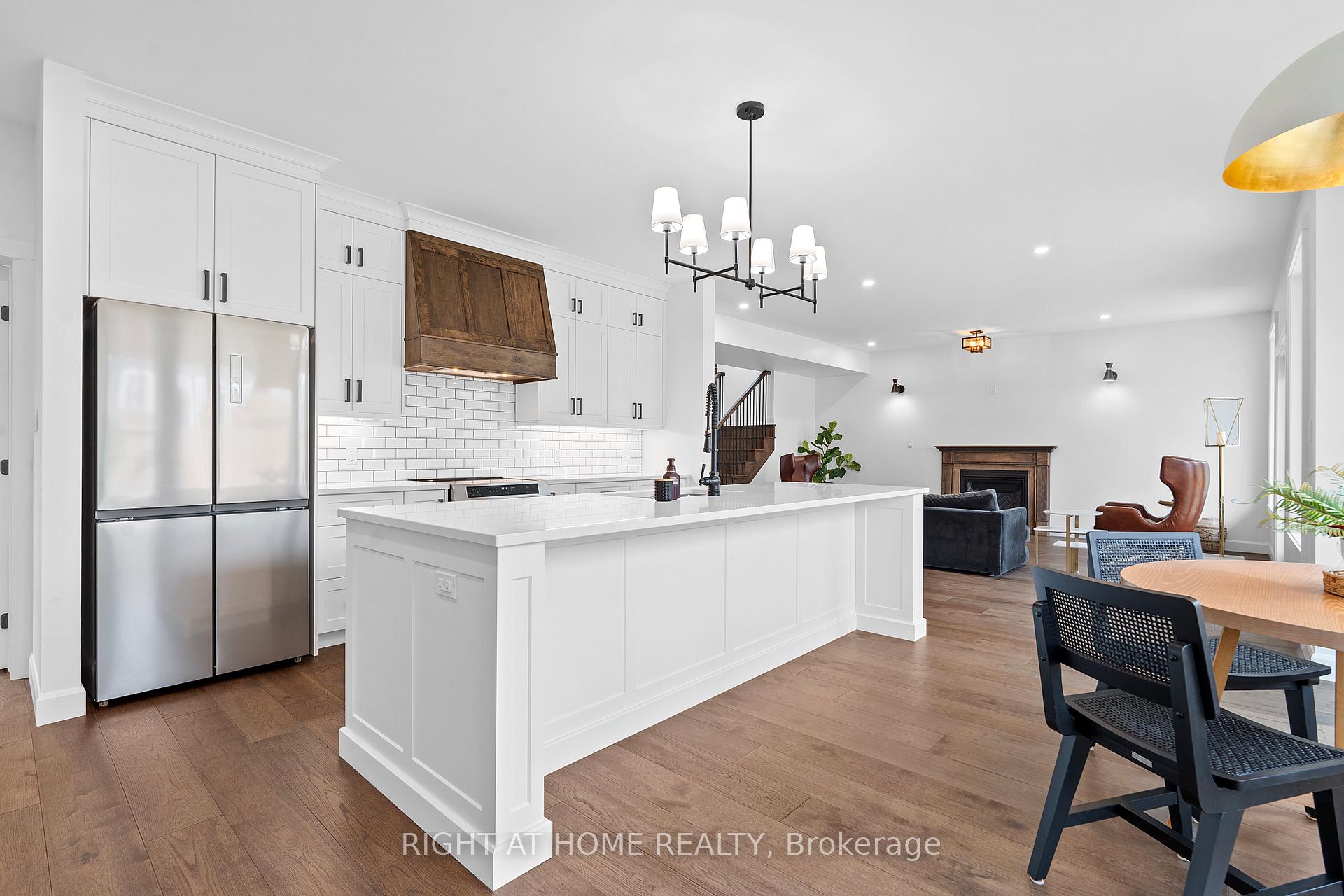 Photo 15 of 725 Squirrel Hill Drive, Kingston, City Northwest — HOMEH