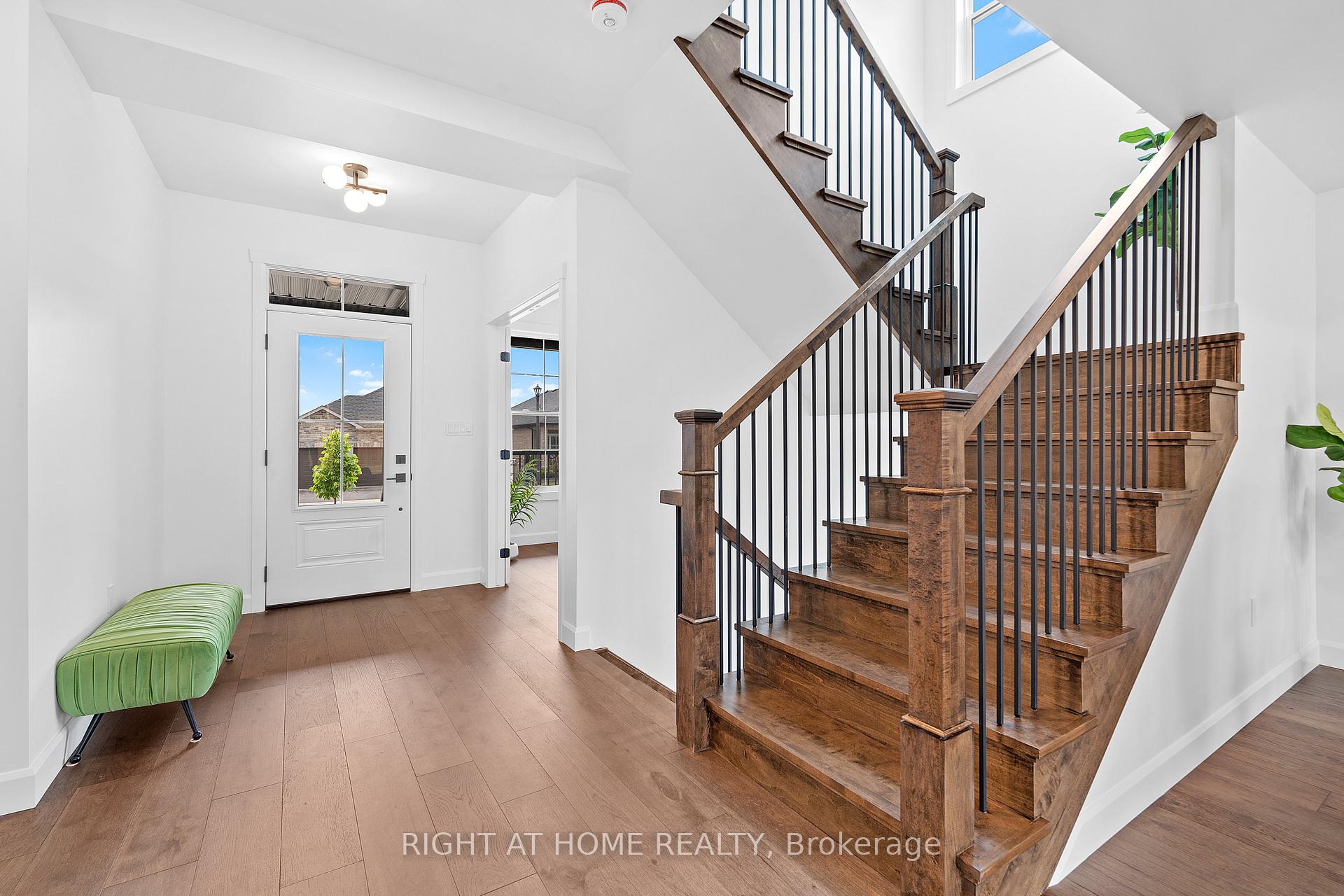 Photo 24 of 725 Squirrel Hill Drive, Kingston, City Northwest — HOMEH