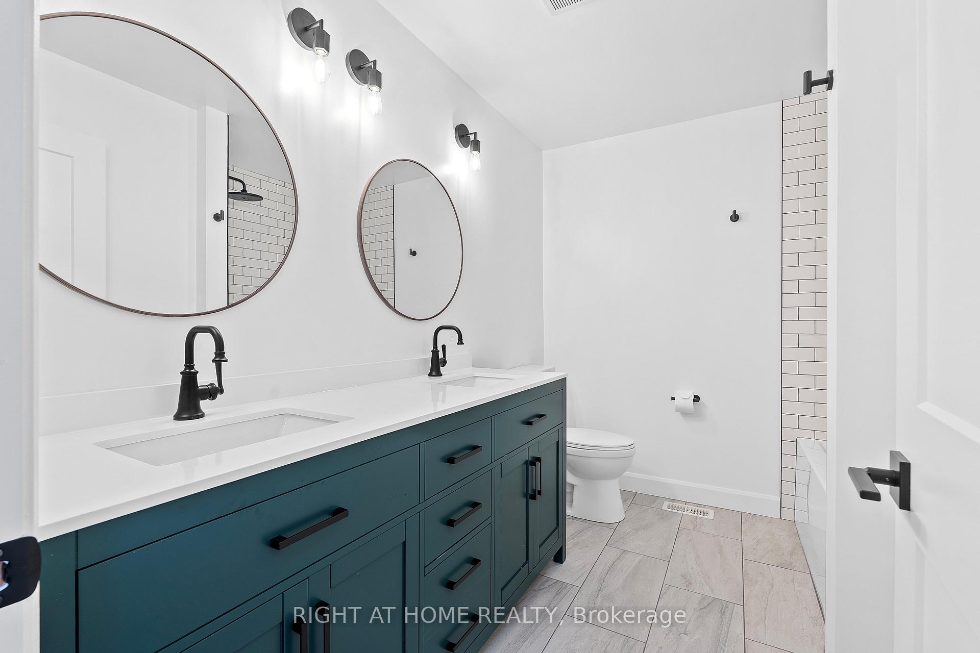 Photo 33 of 725 Squirrel Hill Drive, Kingston, City Northwest — HOMEH
