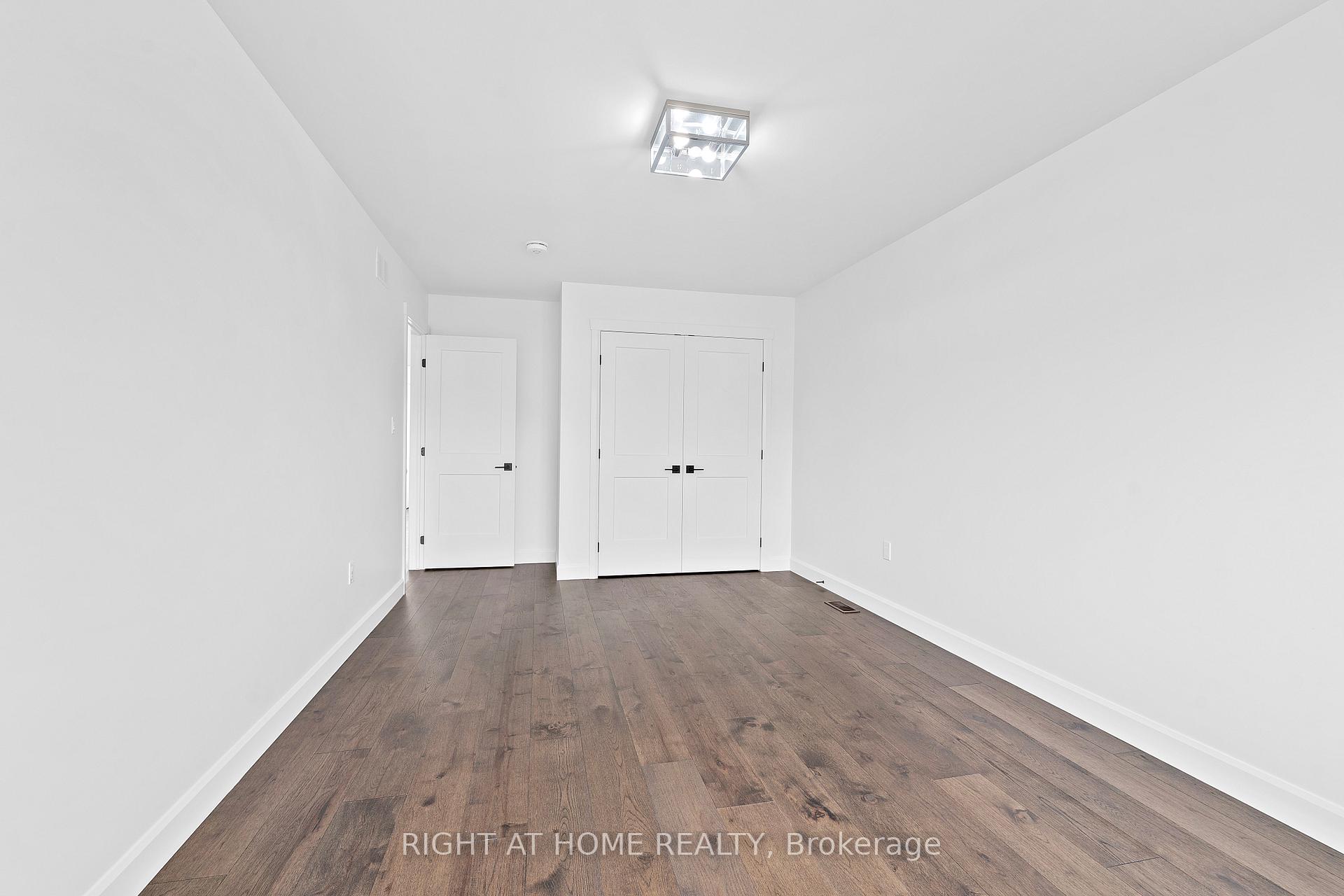 Photo 35 of 725 Squirrel Hill Drive, Kingston, City Northwest — HOMEH