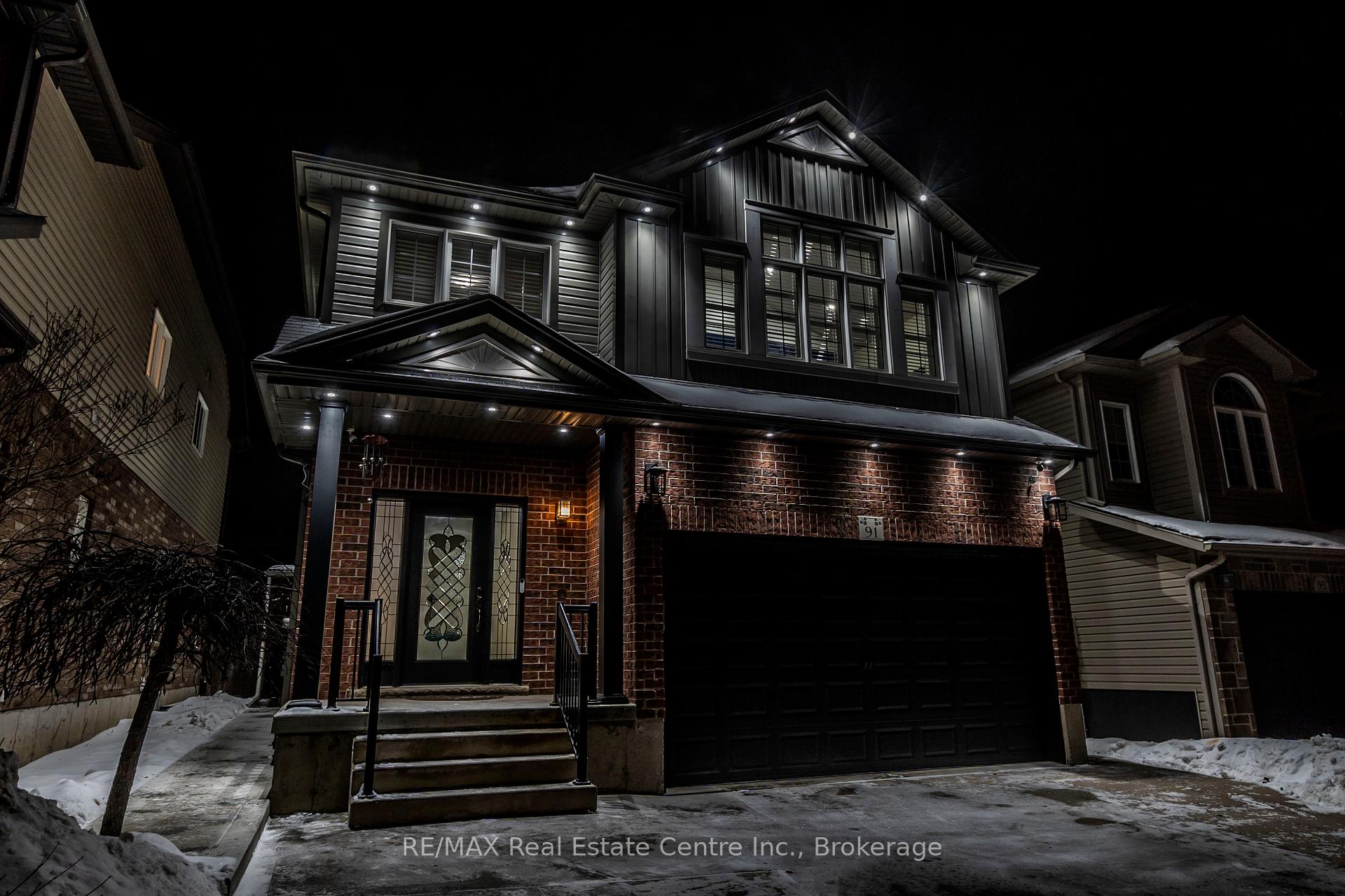 Photo 8 of 91 Parkvale Drive, Kitchener — HOMEH