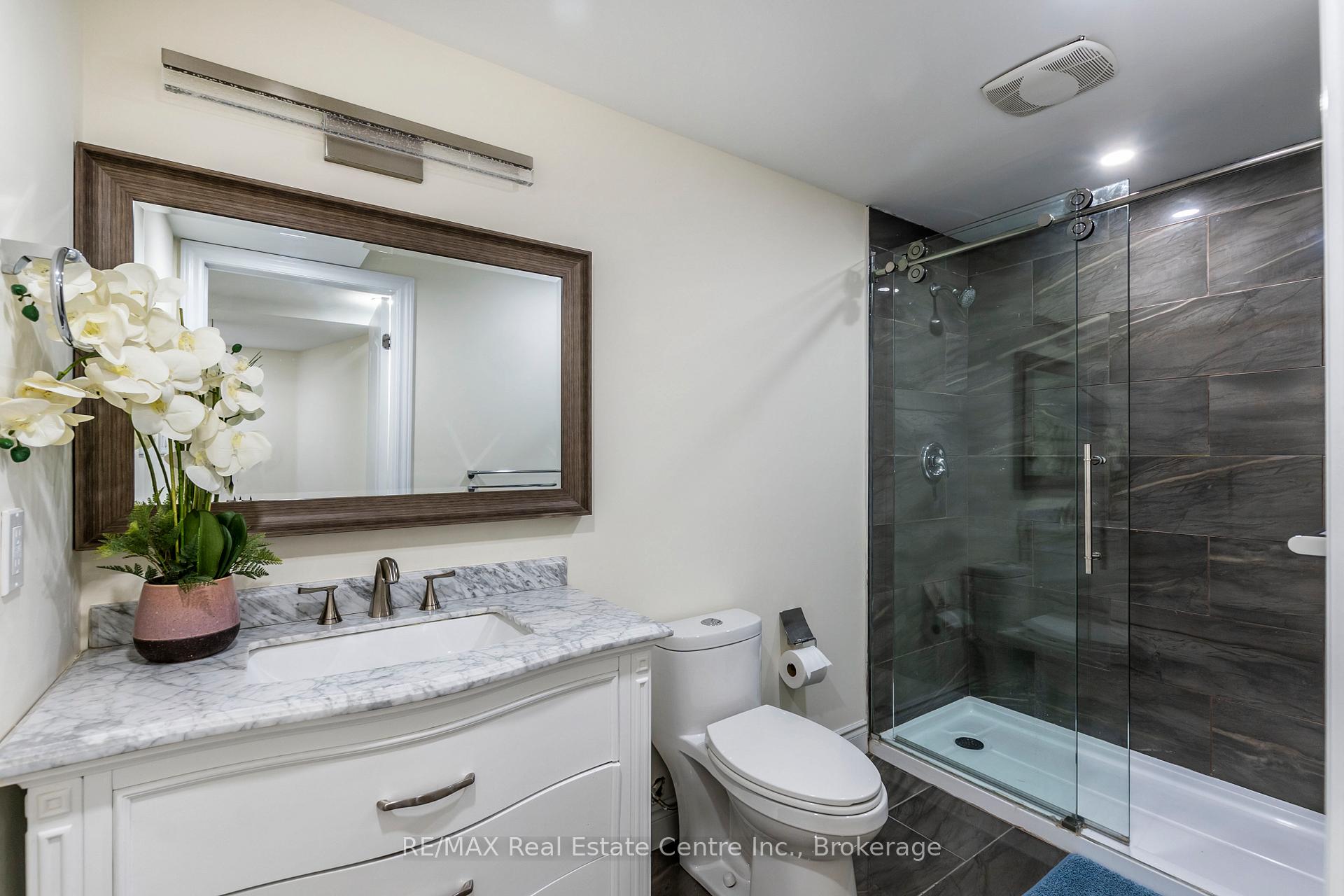 Photo 9 of 91 Parkvale Drive, Kitchener — HOMEH