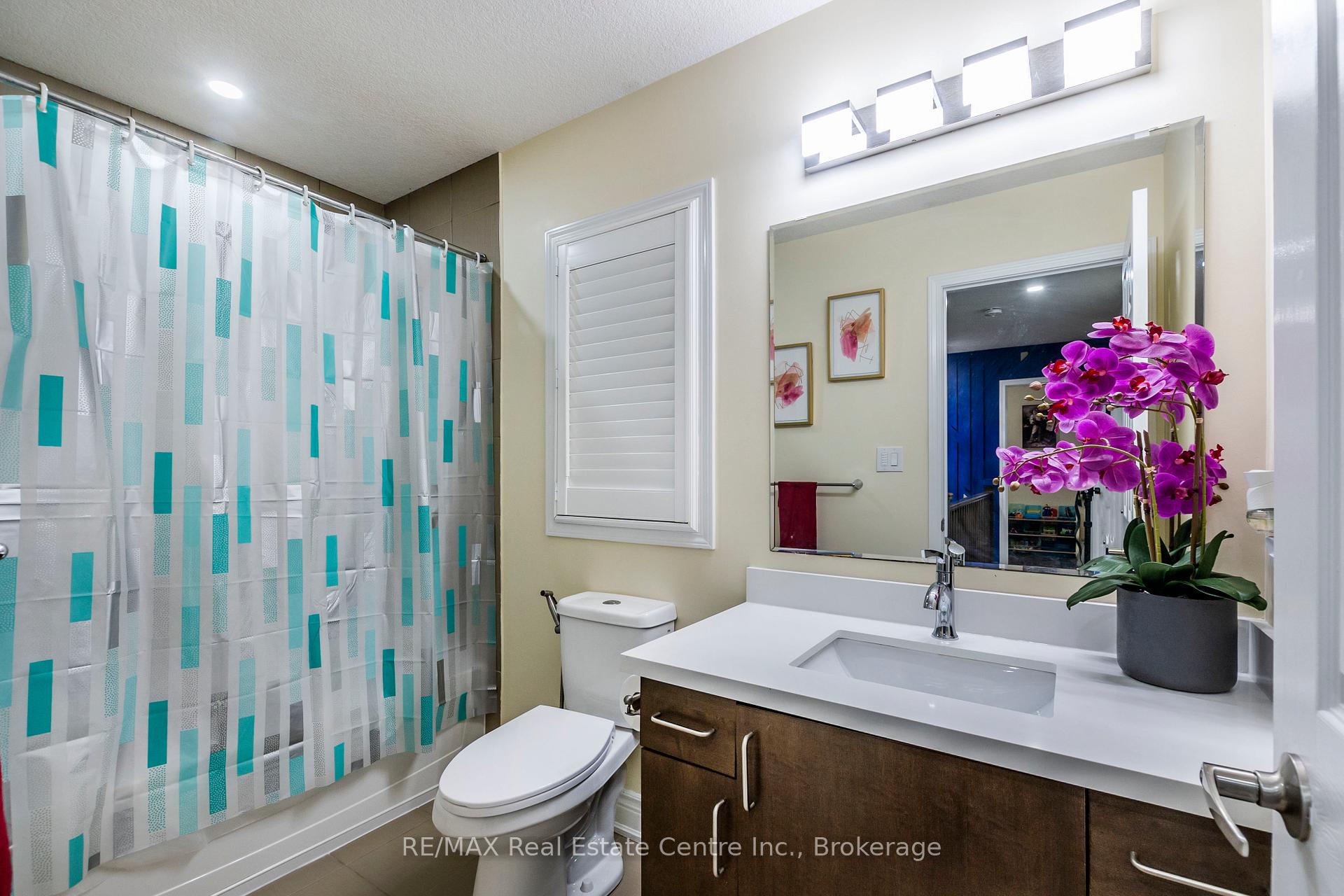 Photo 21 of 91 Parkvale Drive, Kitchener — HOMEH